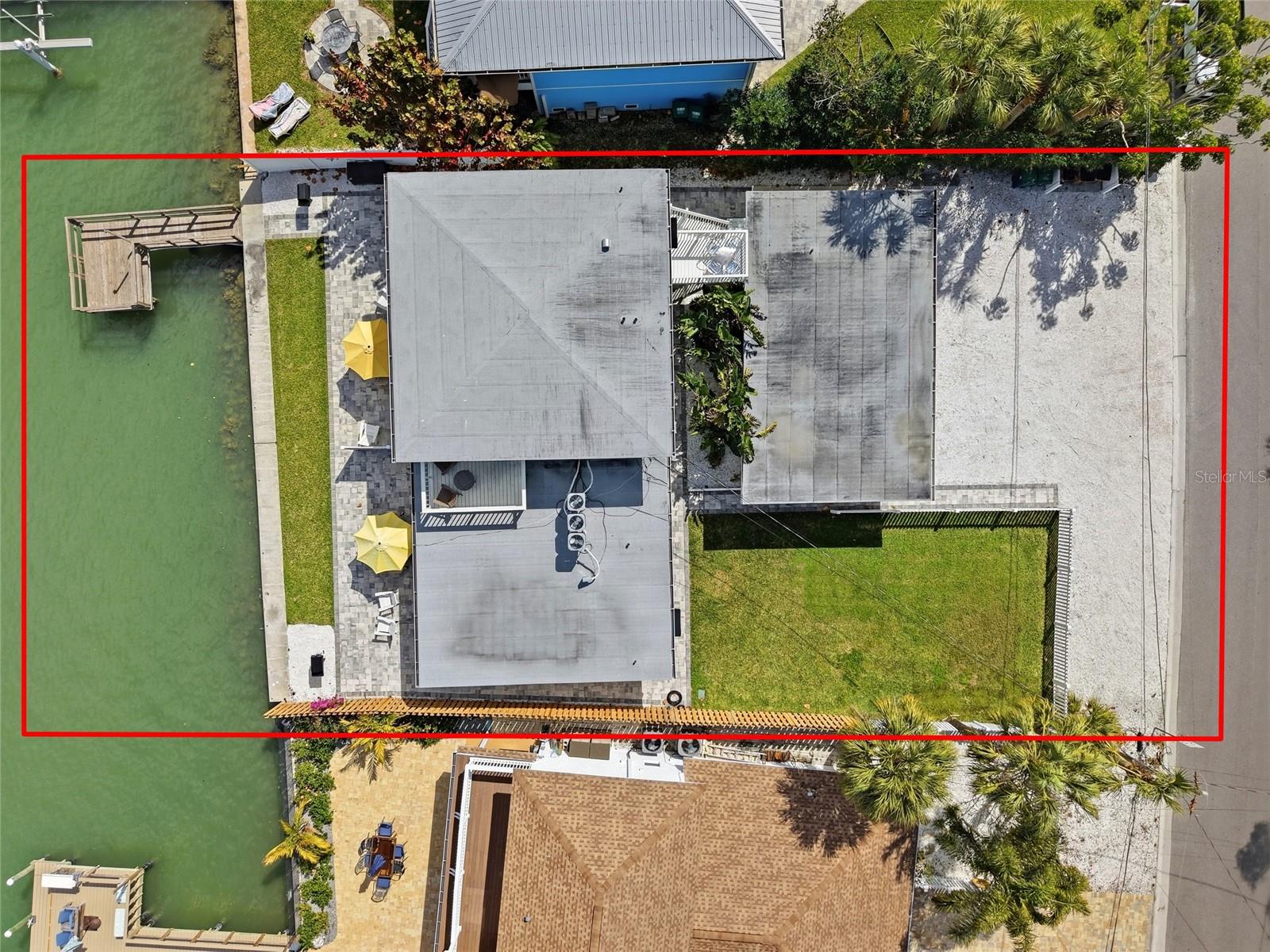 Listing photo id 7 for 2605 Bay Boulevard