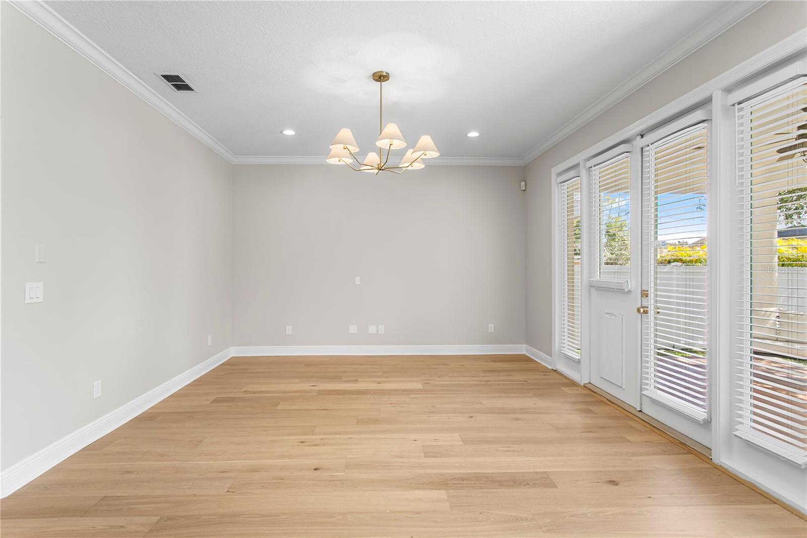 Image 15 of 57 For 3814 Sevilla Street