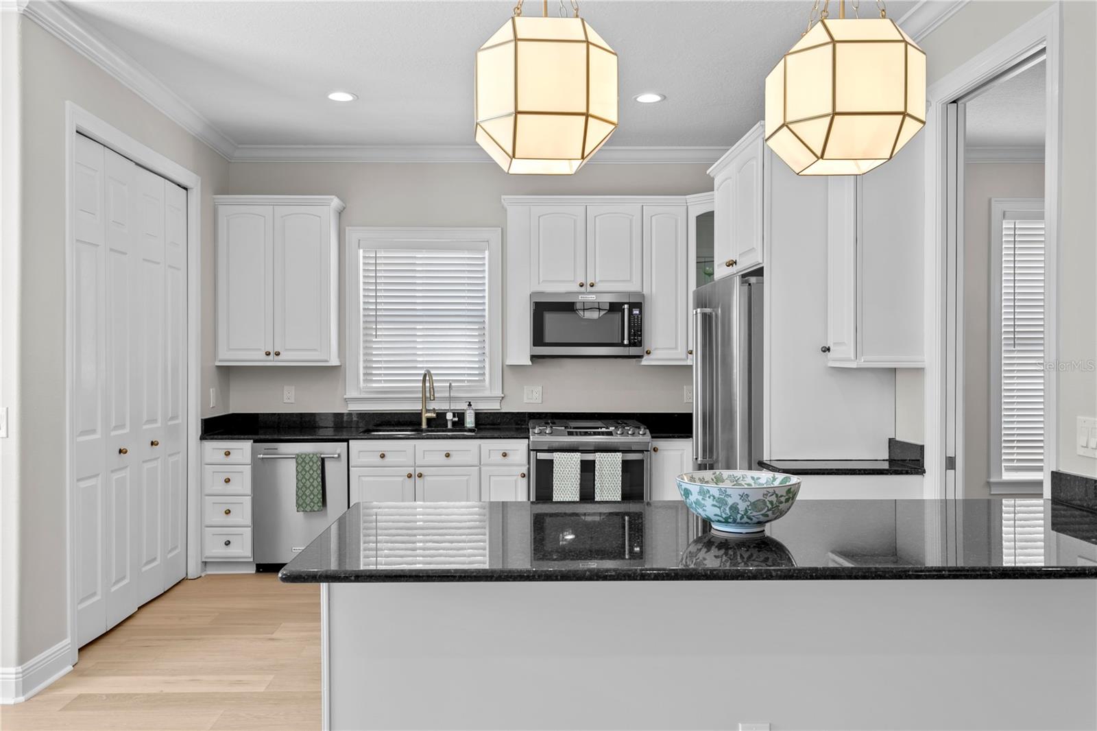 Image 24 of 57 For 3814 Sevilla Street