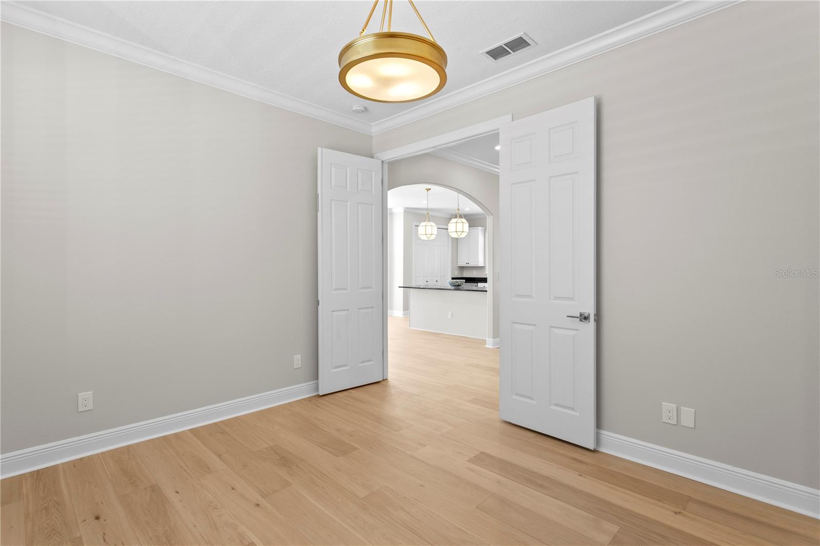 Image 30 of 57 For 3814 Sevilla Street