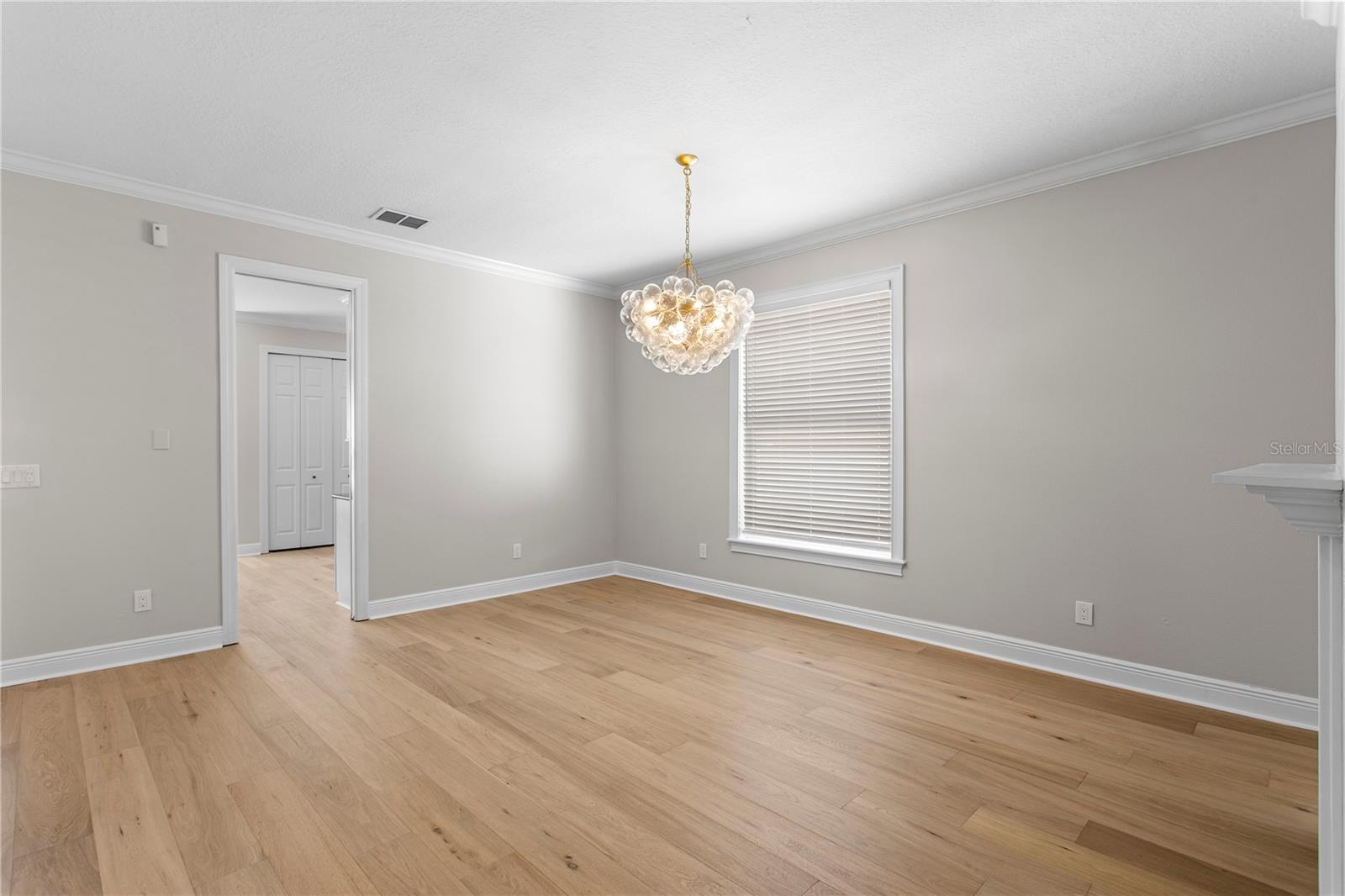 Image 9 of 57 For 3814 Sevilla Street