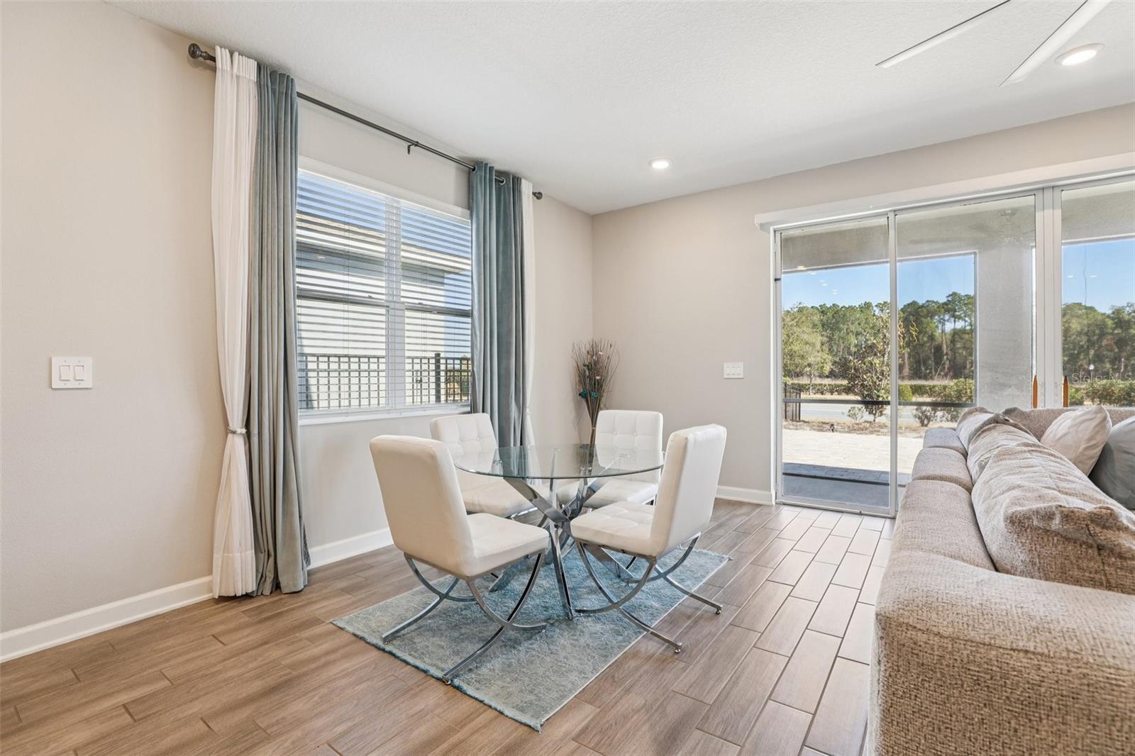 Image 11 of 50 For 2872 Camden Way