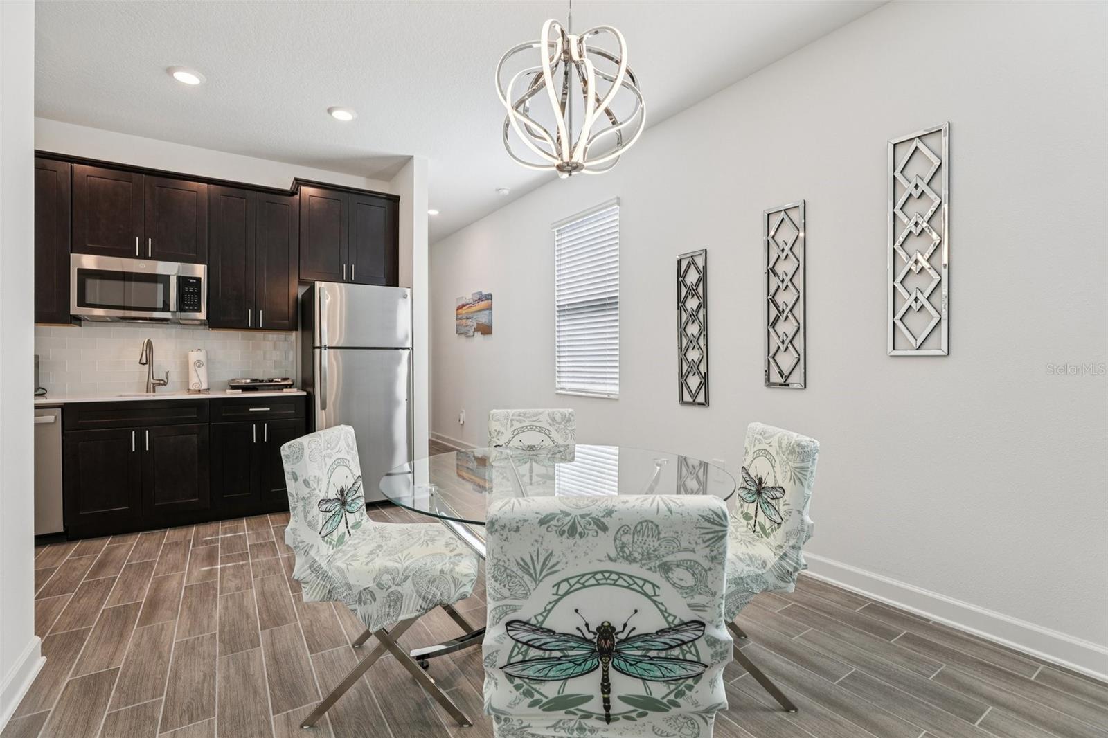 Image 36 of 50 For 2872 Camden Way