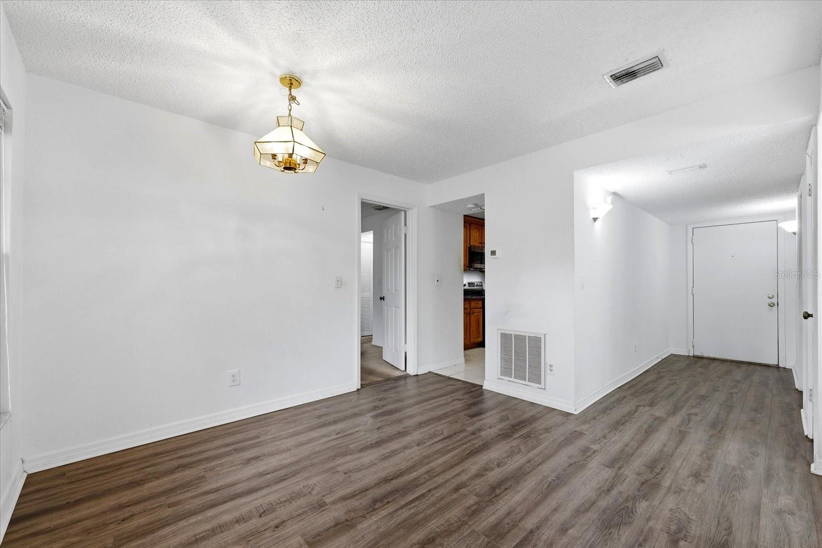 Image 11 of 35 For 380 Bayshore Boulevard 203