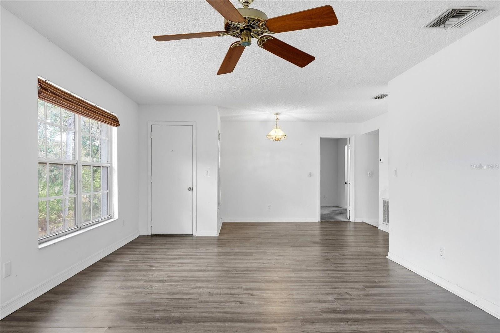 Image 12 of 35 For 380 Bayshore Boulevard 203