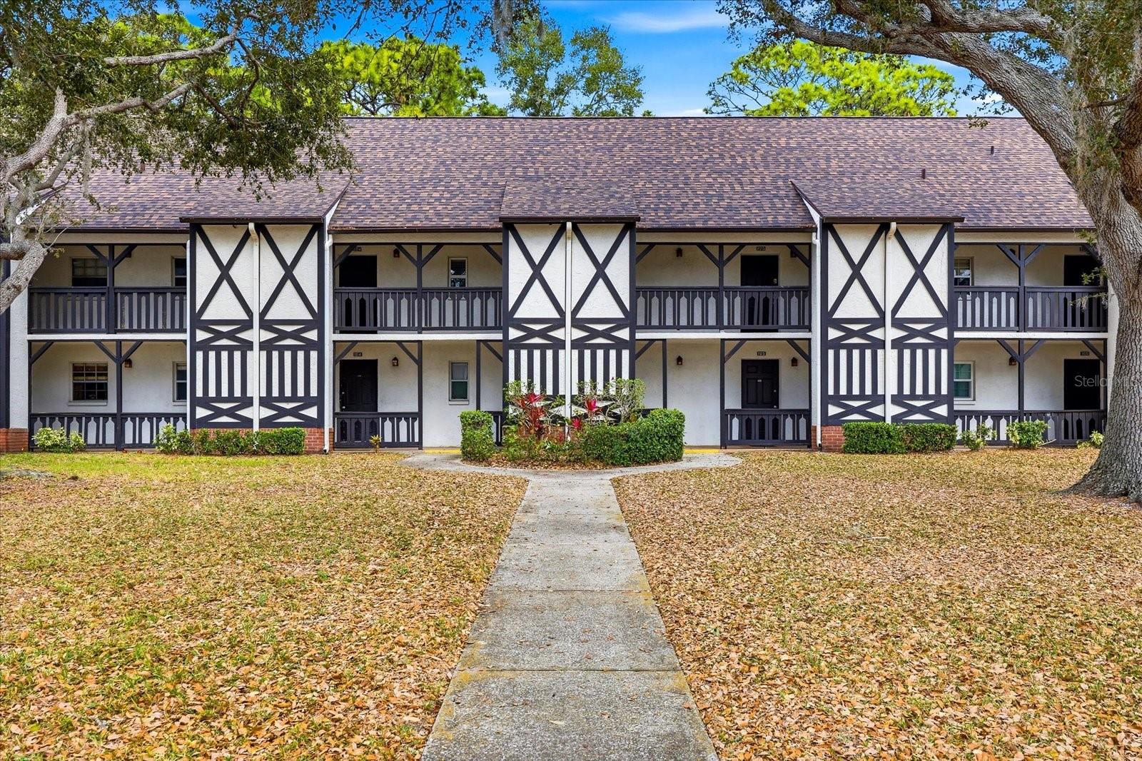 Image 4 of 35 For 380 Bayshore Boulevard 203