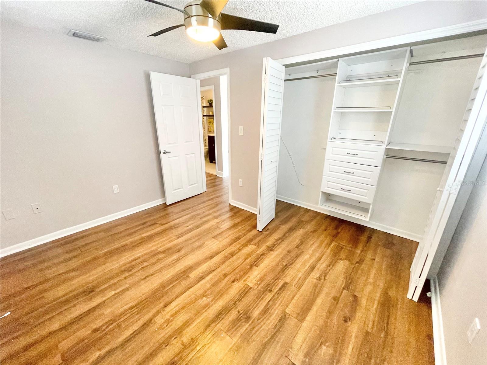 Image 11 of 19 For 813 Freemont Avenue B