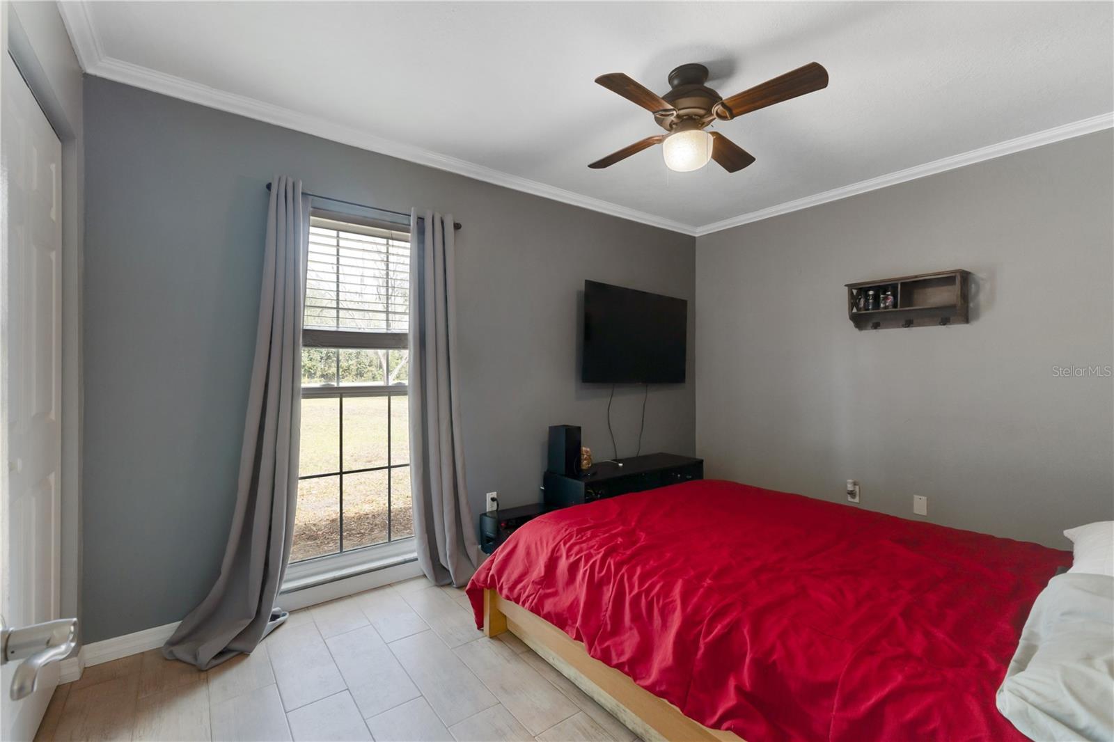 Image 13 of 28 For 6071 Country Club Road