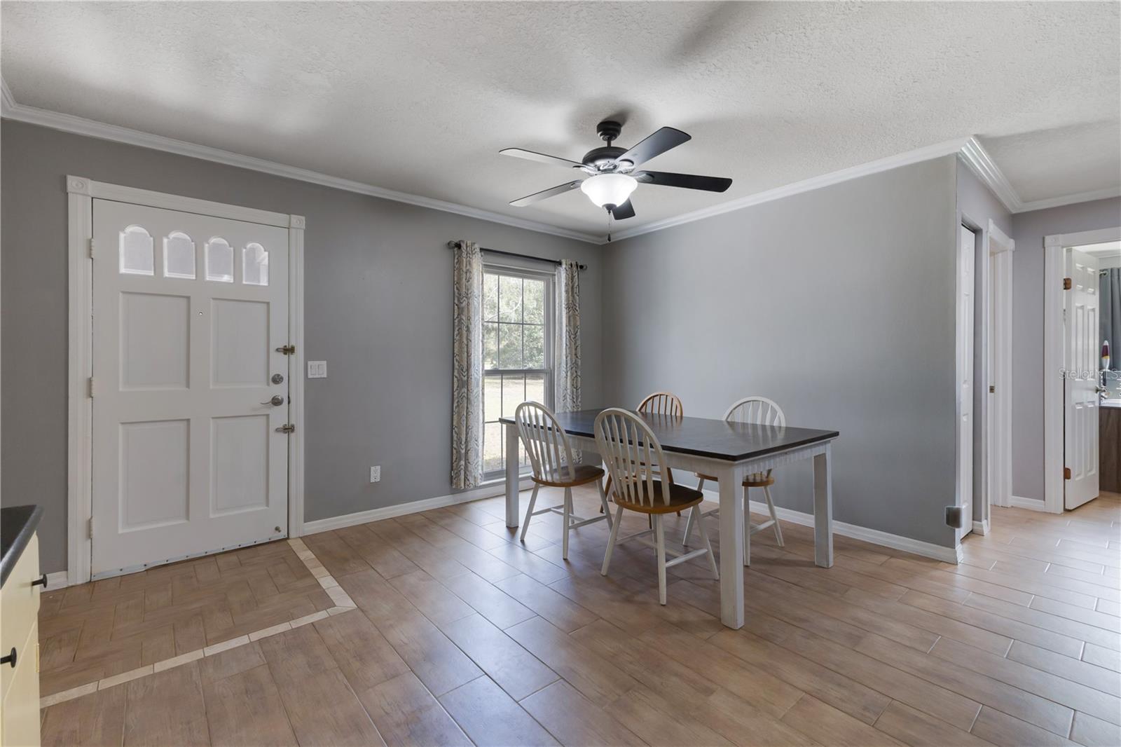 Image 6 of 28 For 6071 Country Club Road