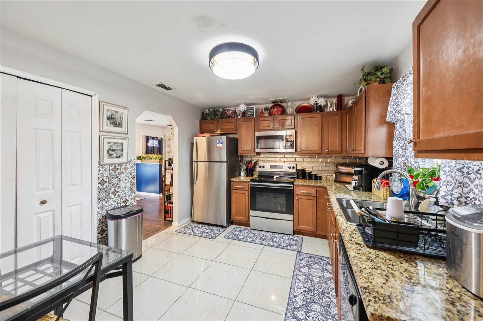 Image 10 of 28 For 5807 Fox Hunt Trail