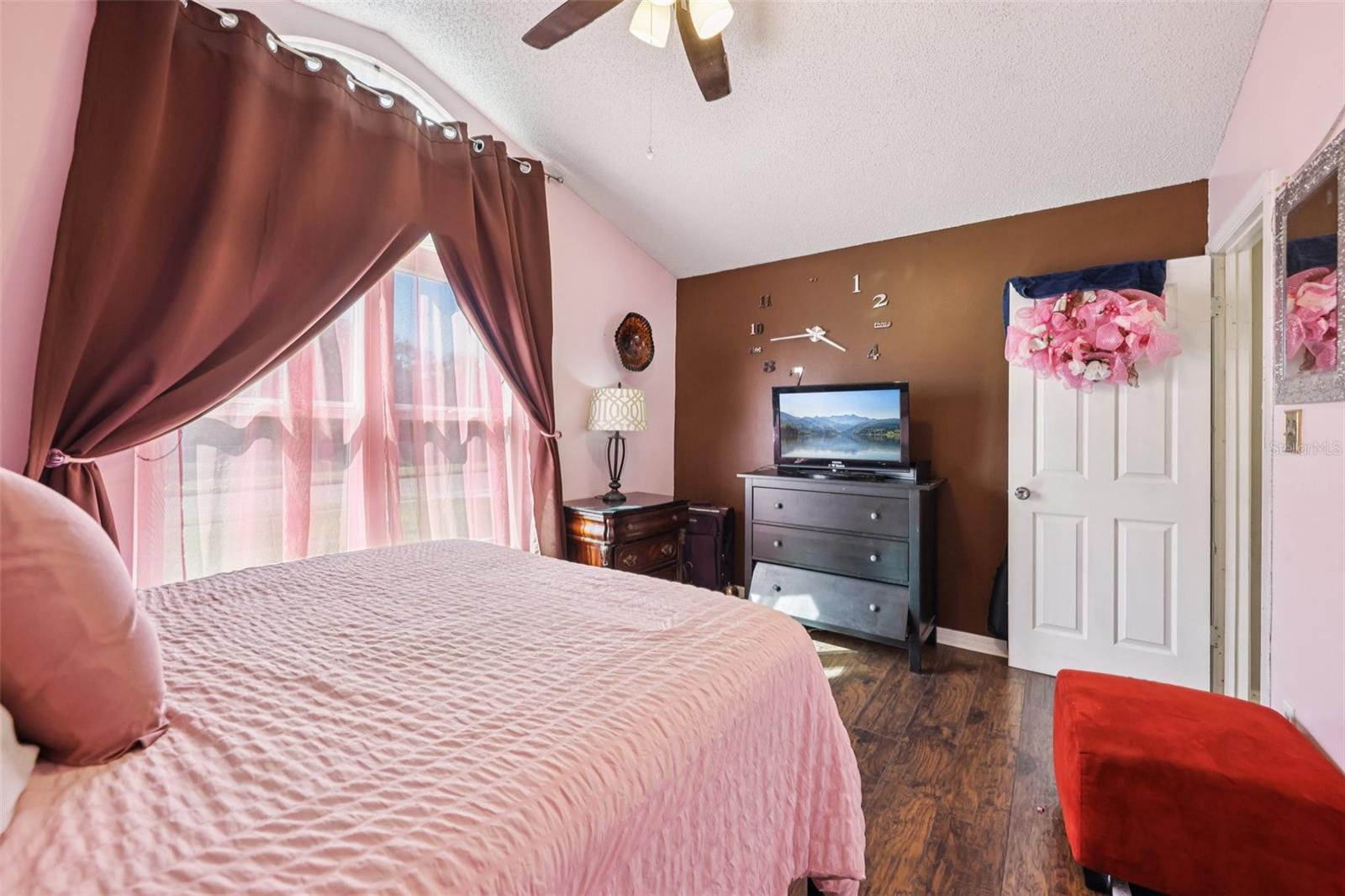 Image 15 of 28 For 5807 Fox Hunt Trail