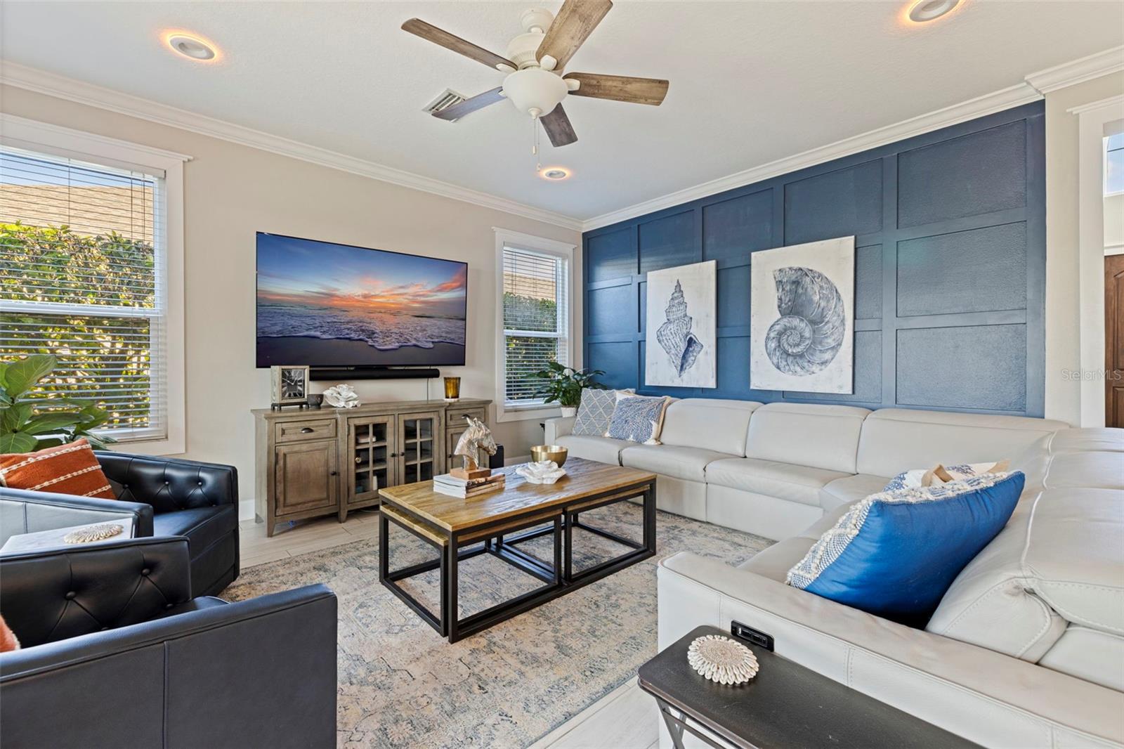 Image 11 of 61 For 3624 5th Avenue Ne