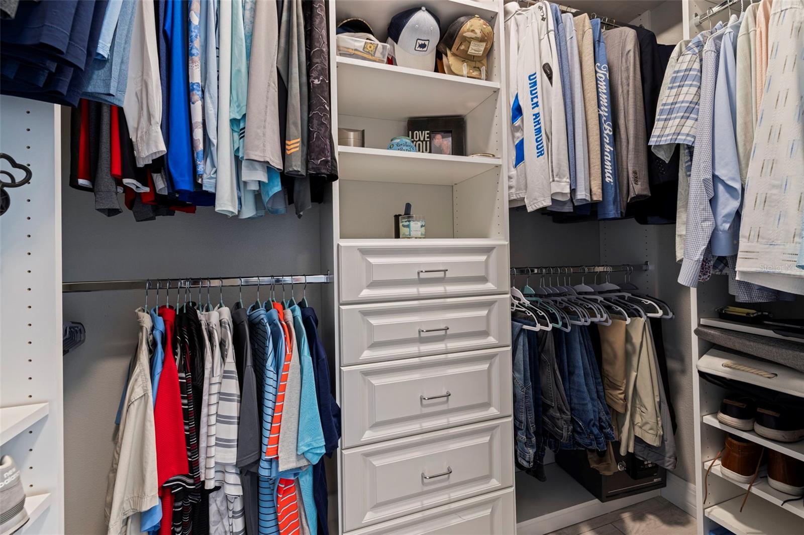 Image 25 of 61 For 3624 5th Avenue Ne