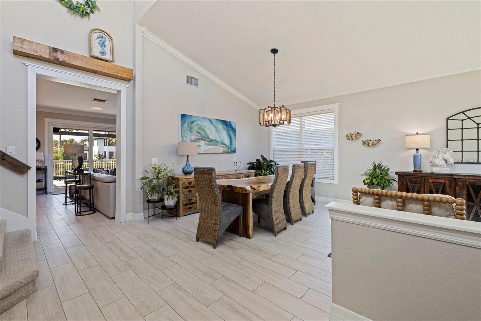 Image 5 of 61 For 3624 5th Avenue Ne