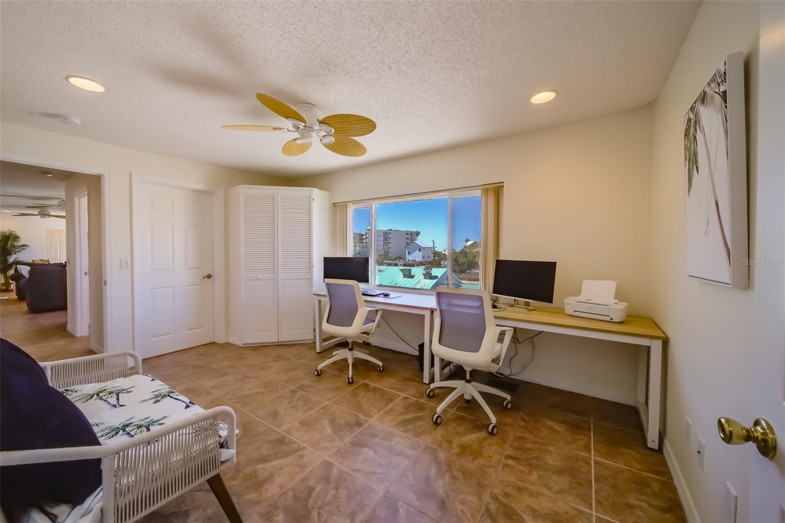 Image 35 of 51 For 18111 1st Street E