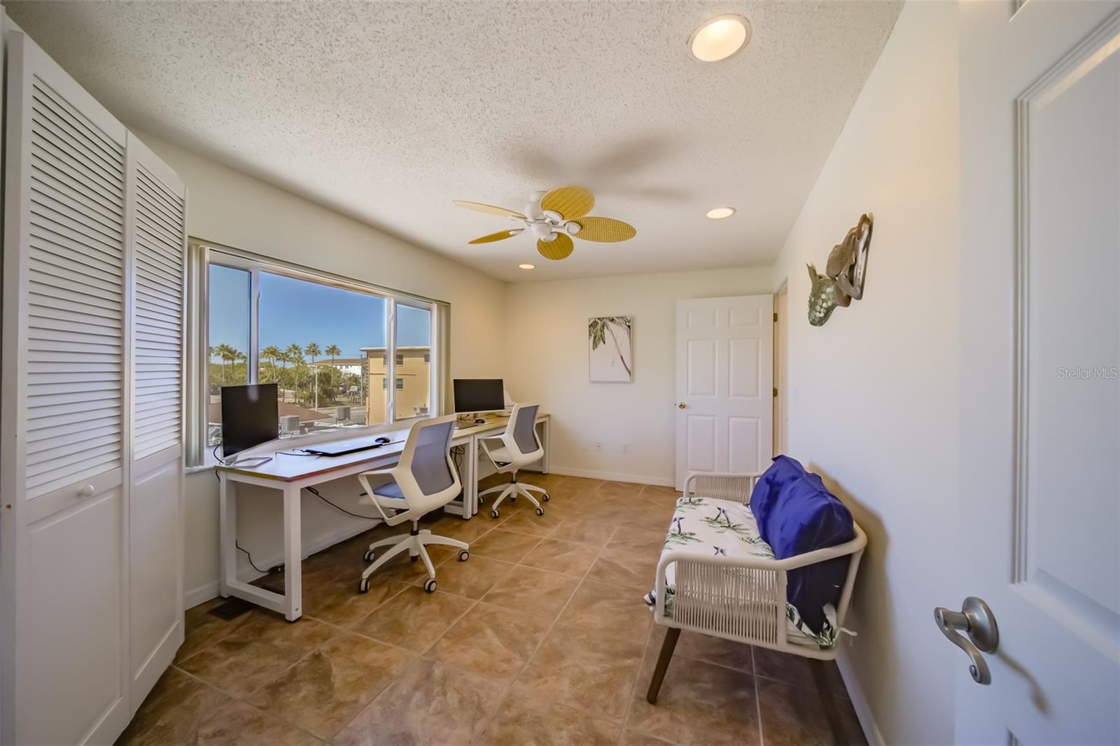 Image 37 of 51 For 18111 1st Street E