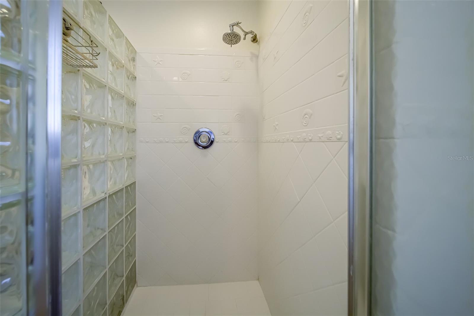 Image 40 of 51 For 18111 1st Street E