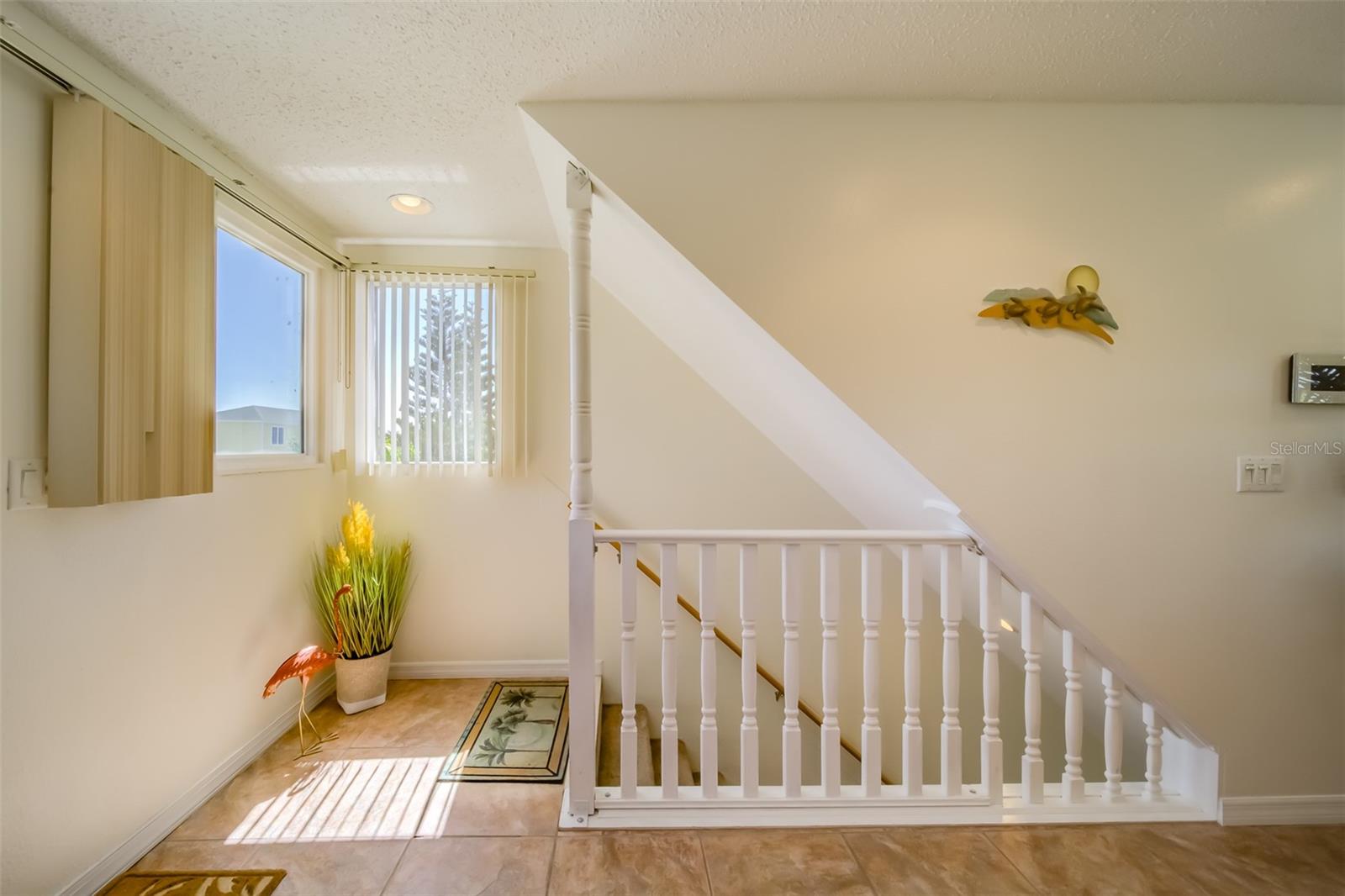 Image 5 of 51 For 18111 1st Street E