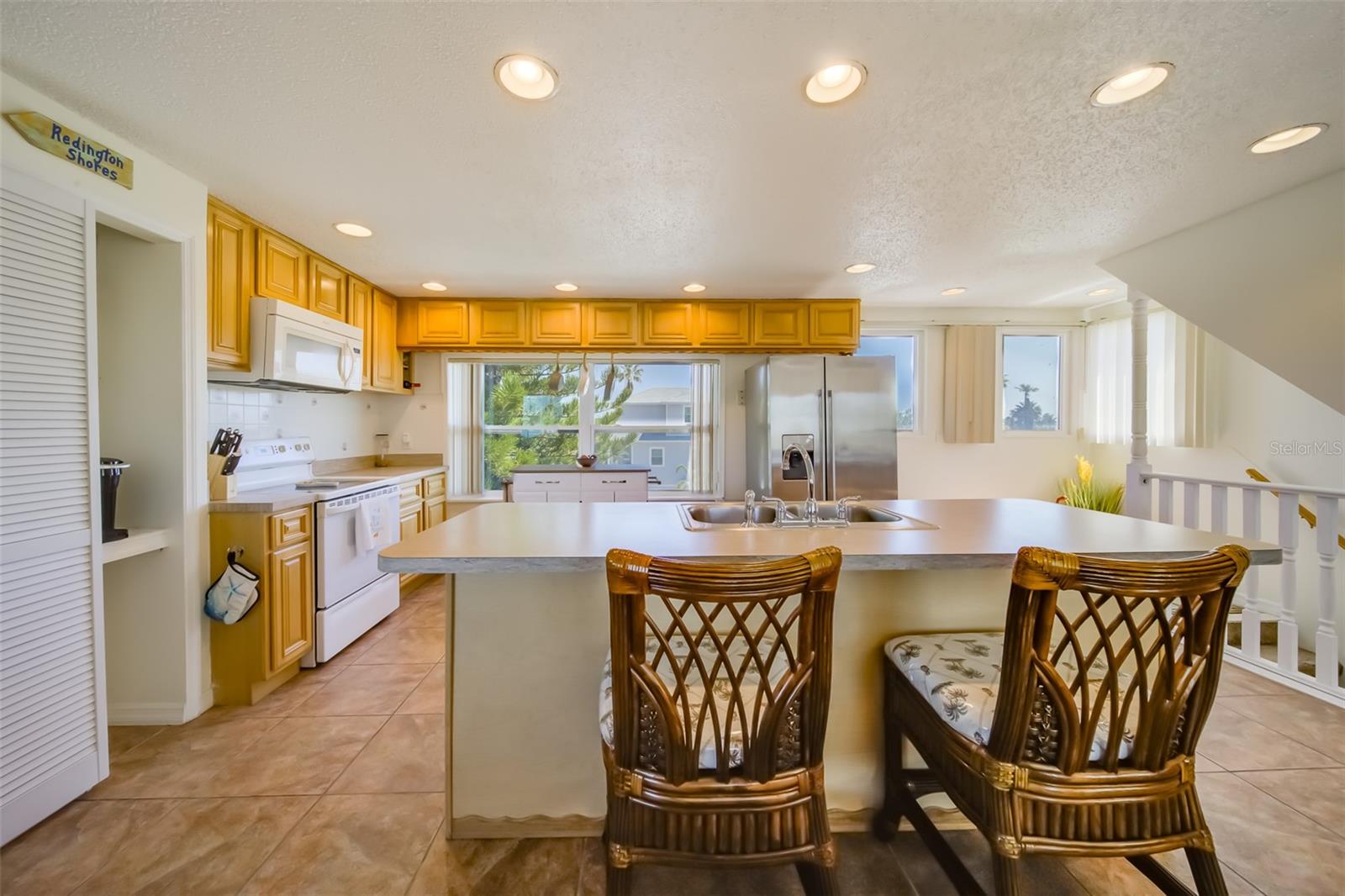 Image 7 of 51 For 18111 1st Street E