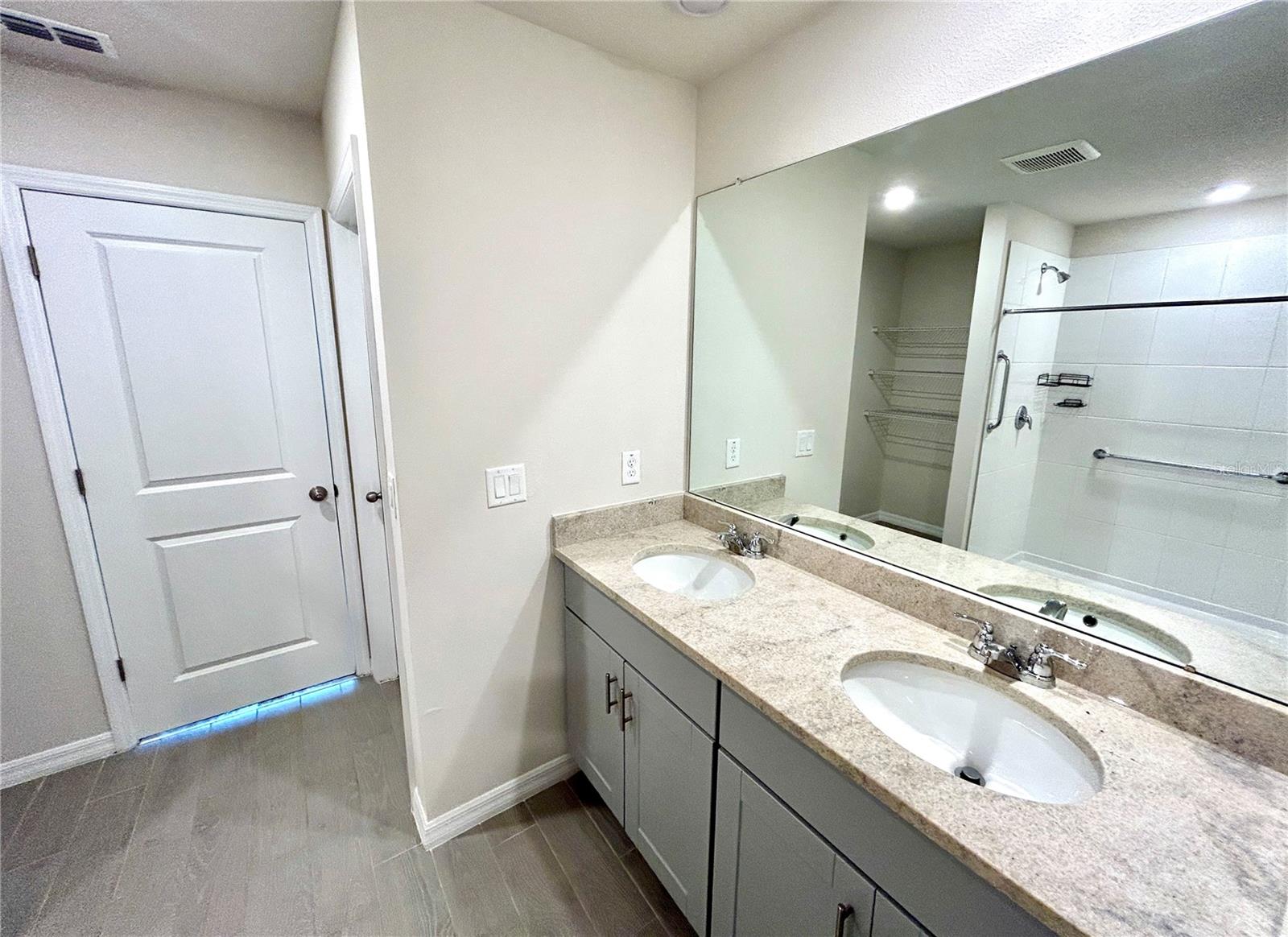 Image 26 of 29 For 34751 Telluride Lane