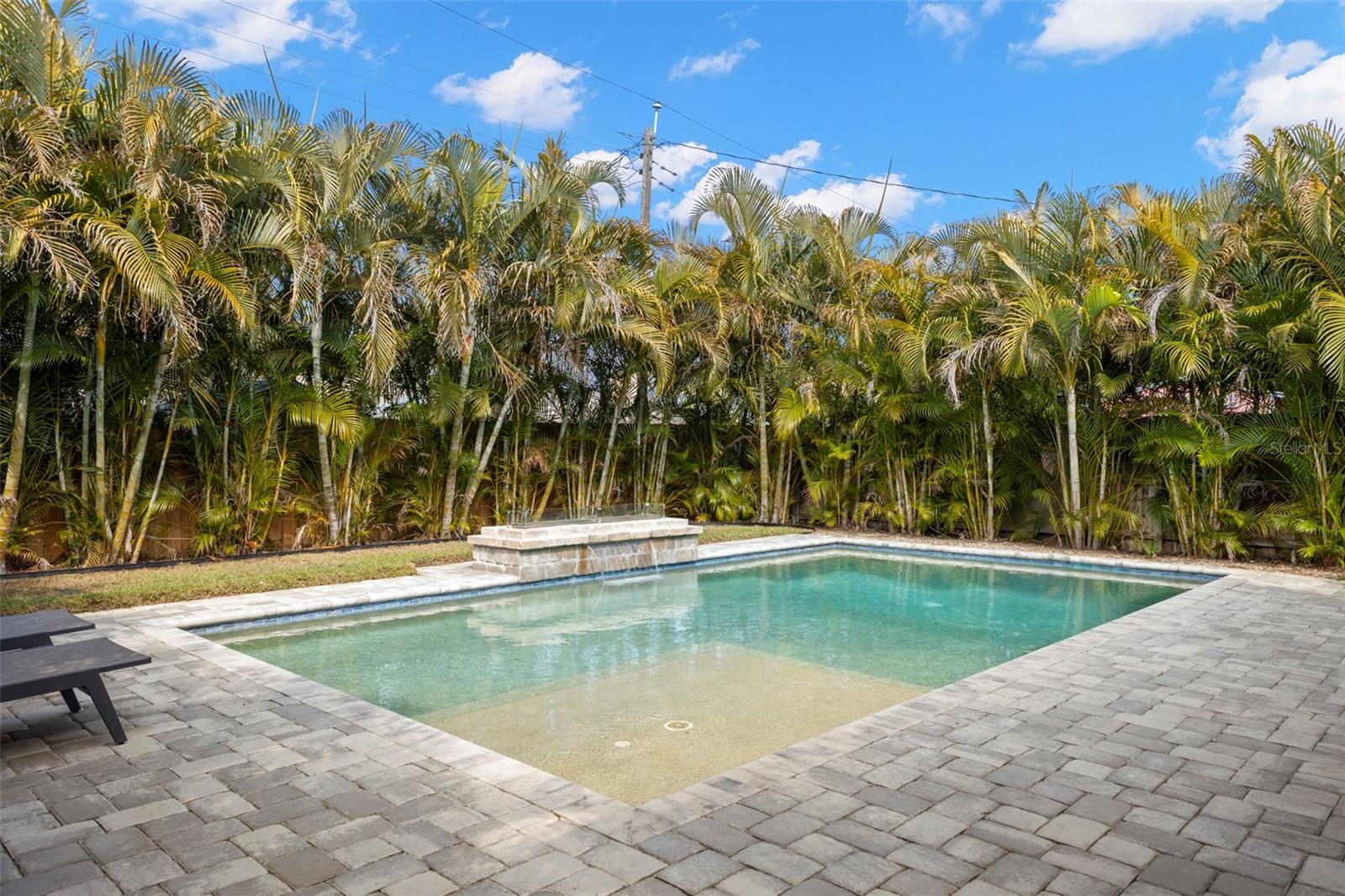 Image 29 of 57 For 8027 27th Avenue N