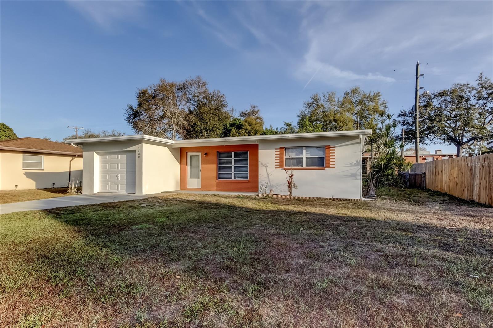 Listing photo id 1 for 1430 Fairmont Street
