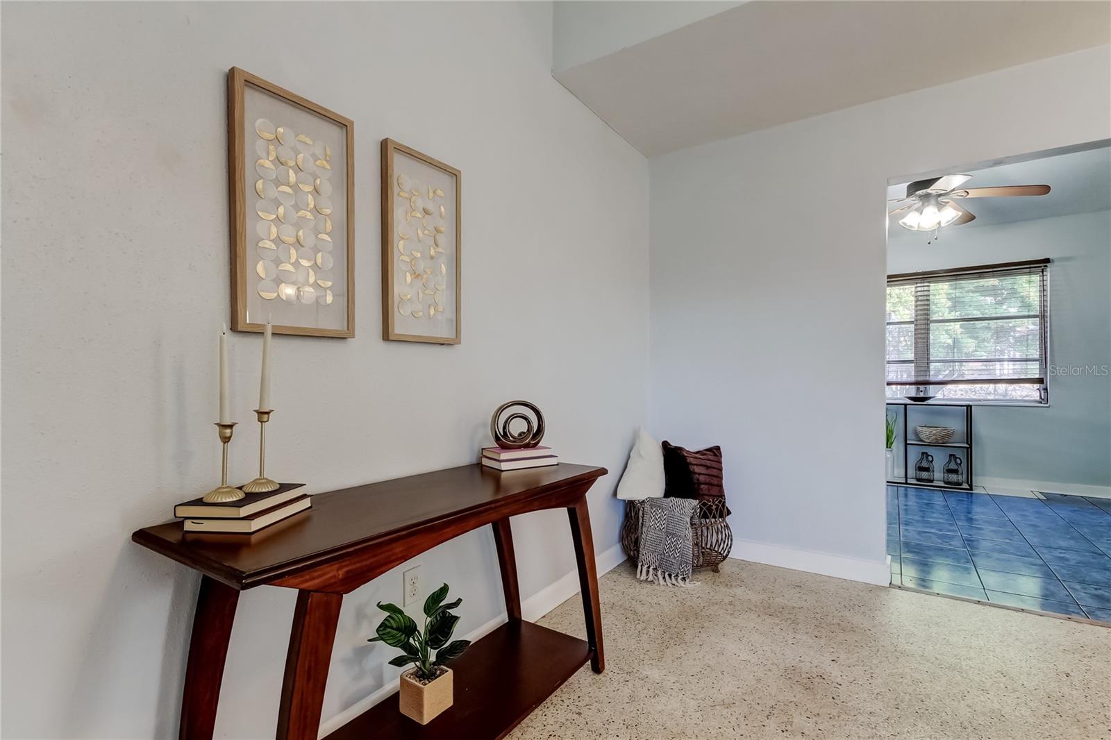 Listing photo id 6 for 1430 Fairmont Street