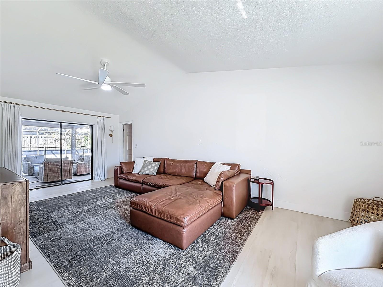 Image 13 of 39 For 2029 Spanish Pines Drive