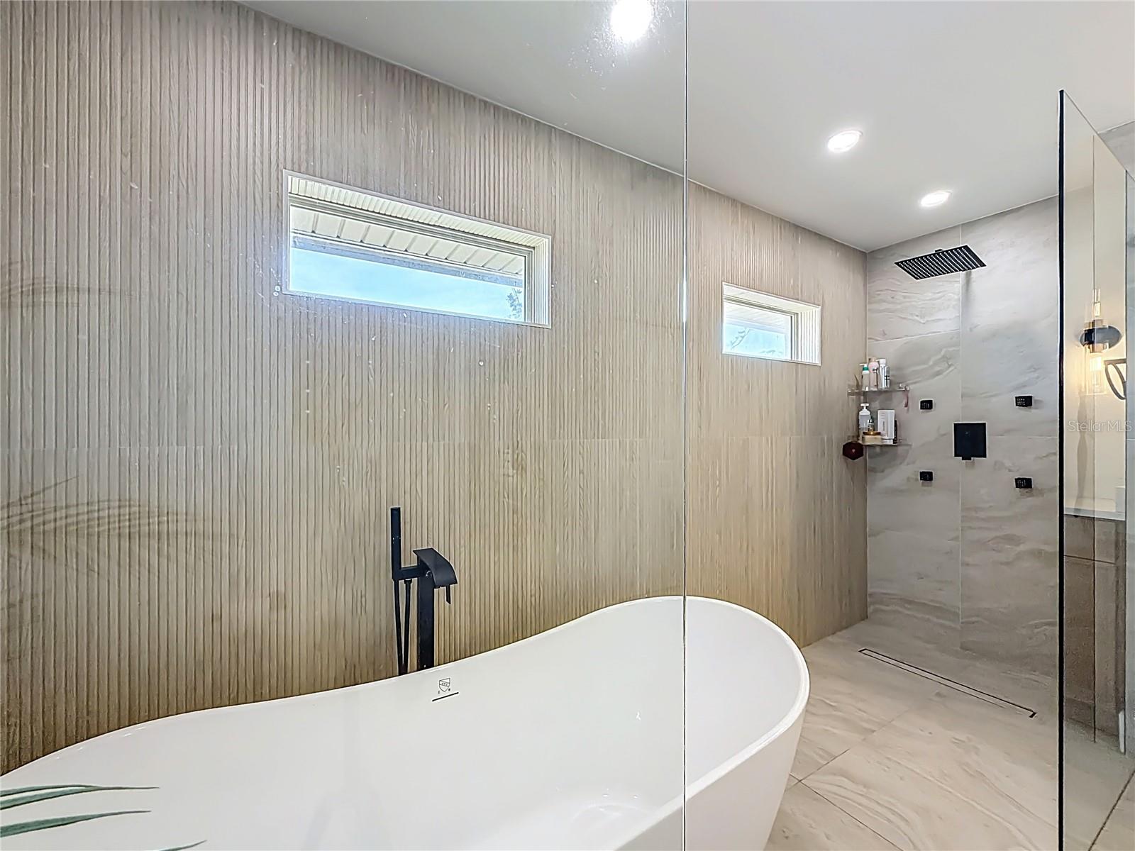 Image 21 of 39 For 2029 Spanish Pines Drive