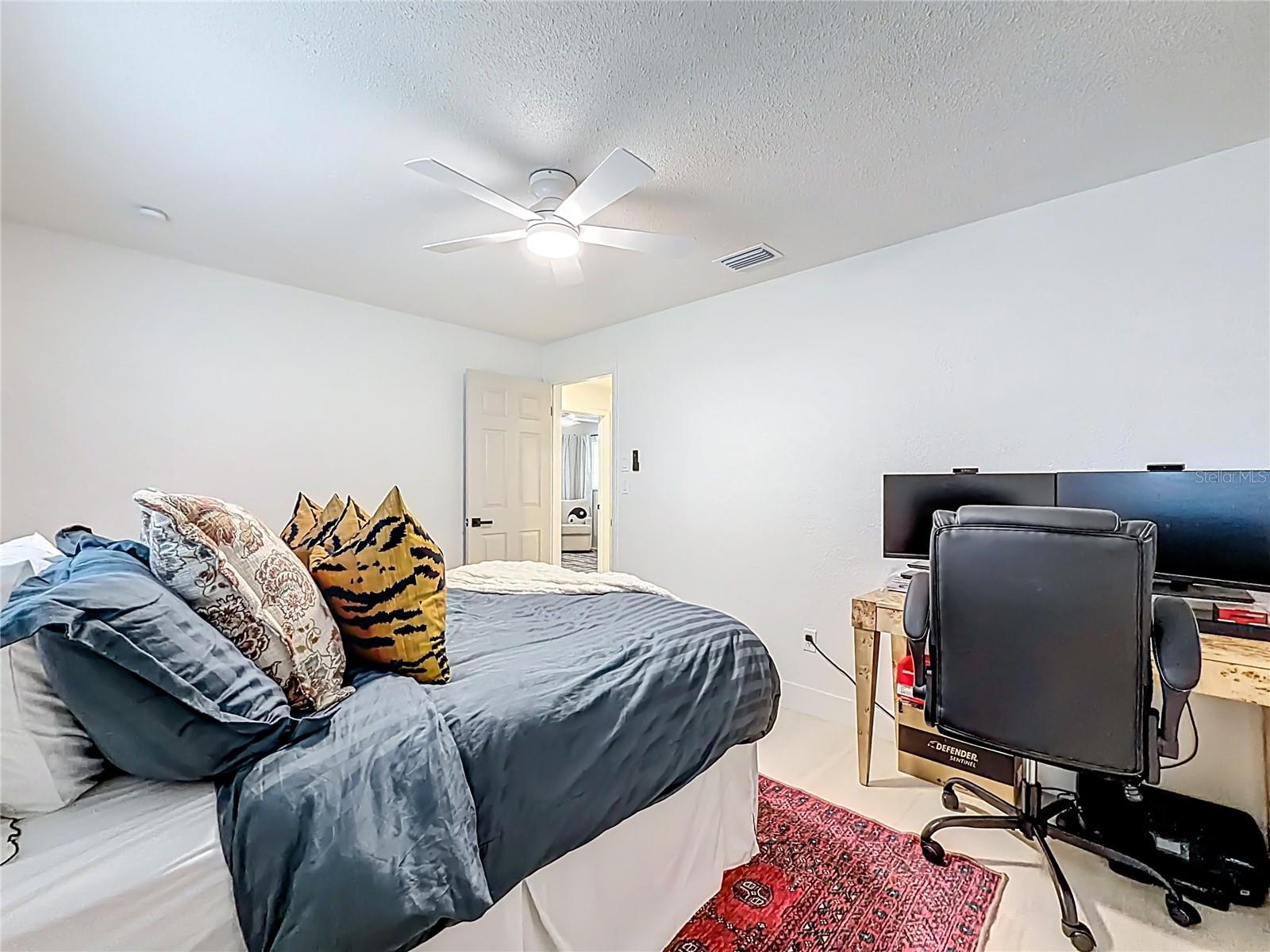 Image 25 of 39 For 2029 Spanish Pines Drive