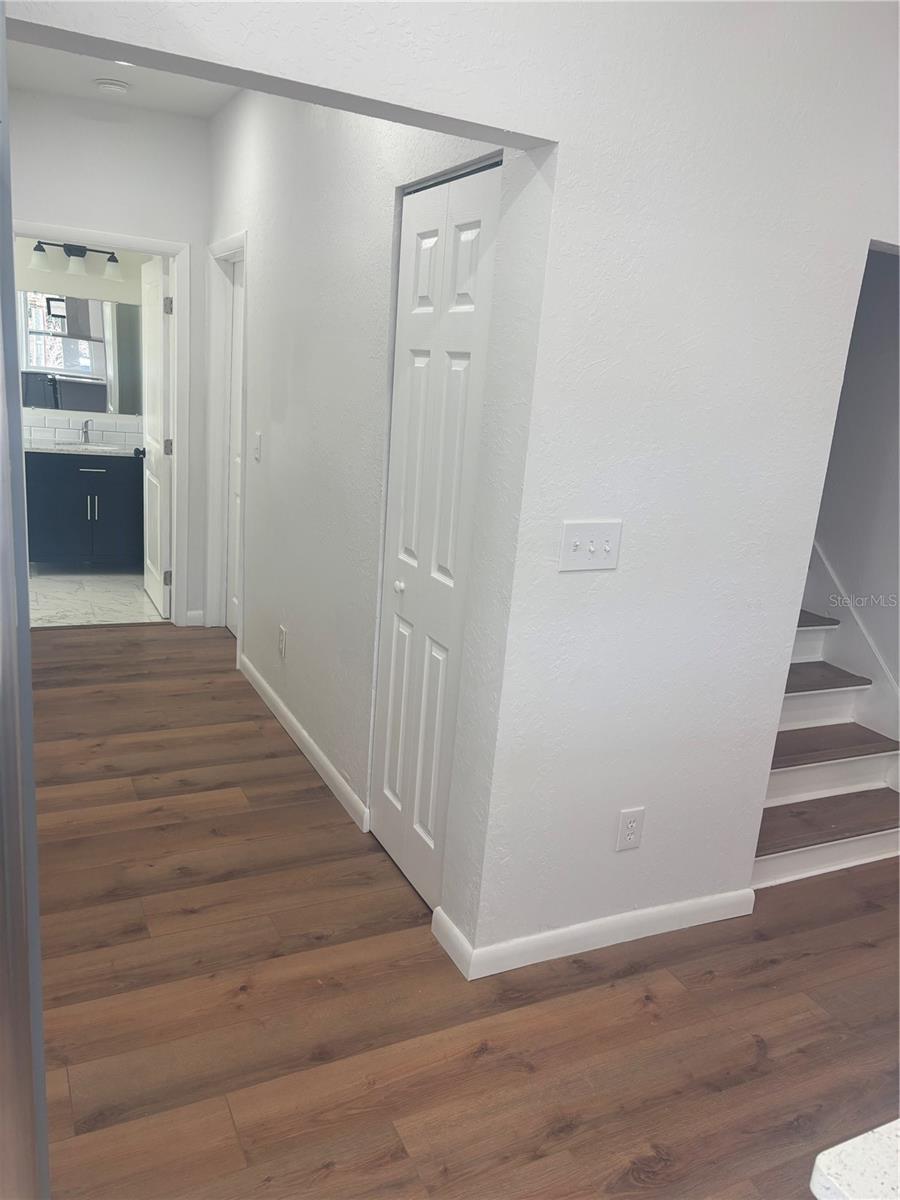 Image 6 of 27 For 1705 44th Street S