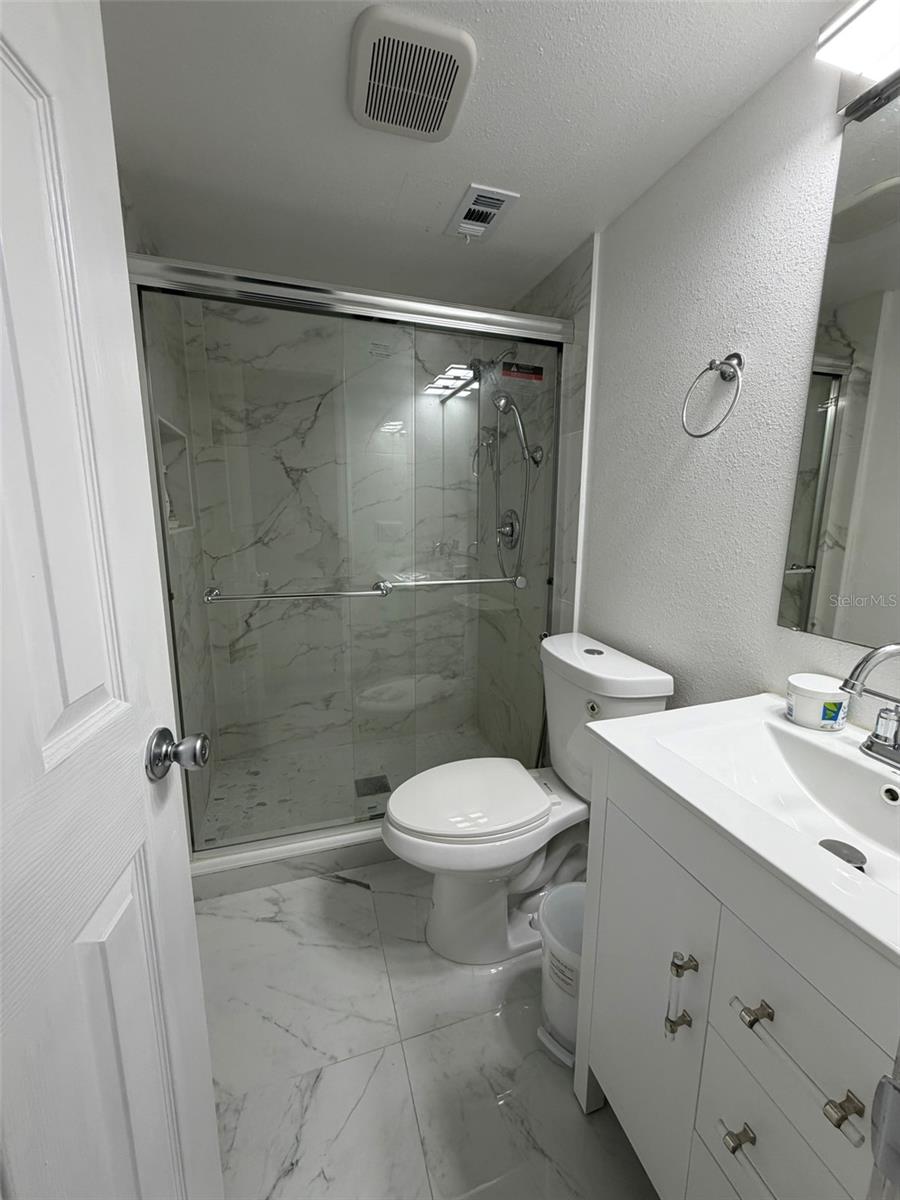 Image 14 of 43 For 911 Maydell Drive