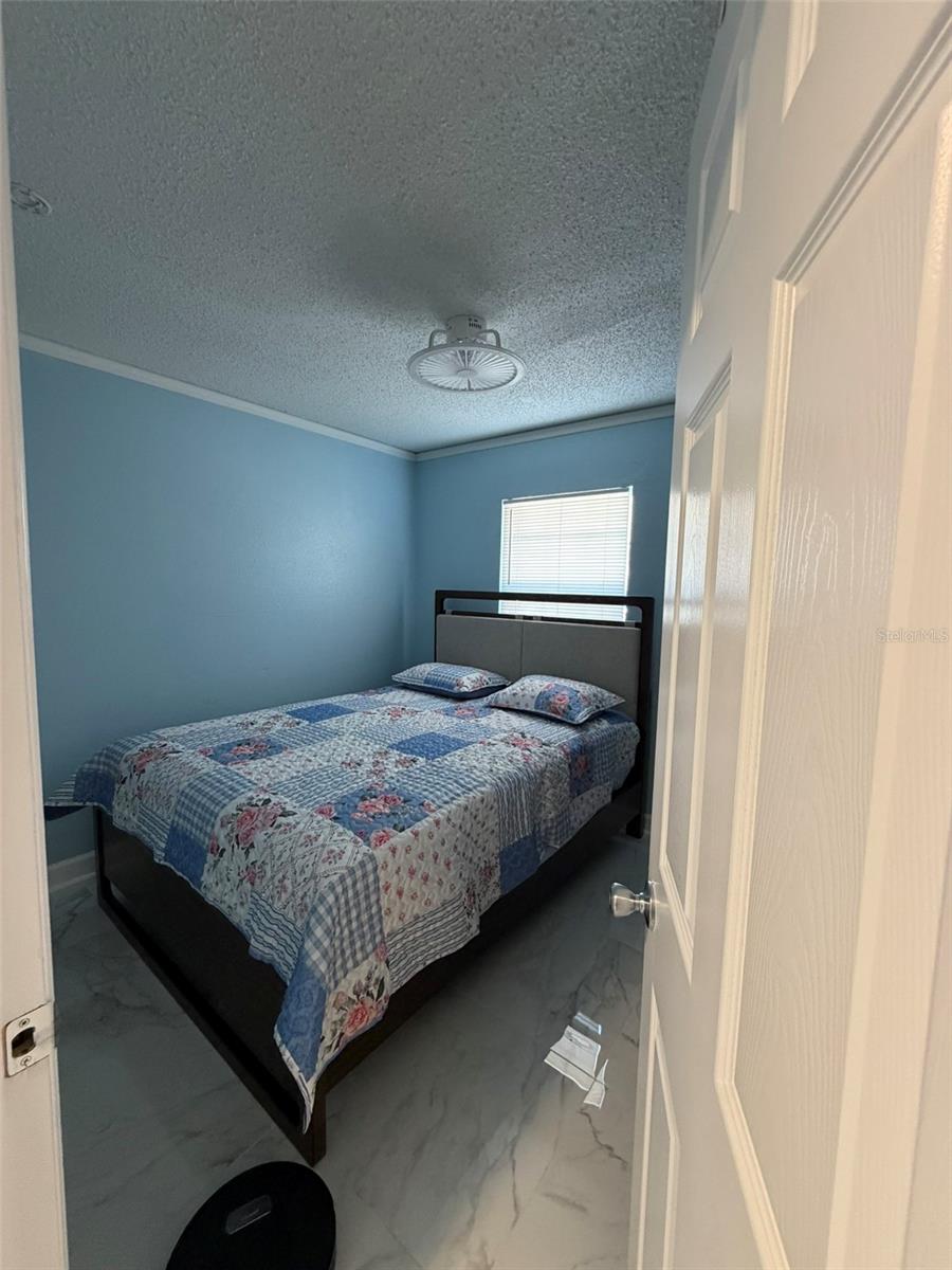 Image 17 of 43 For 911 Maydell Drive