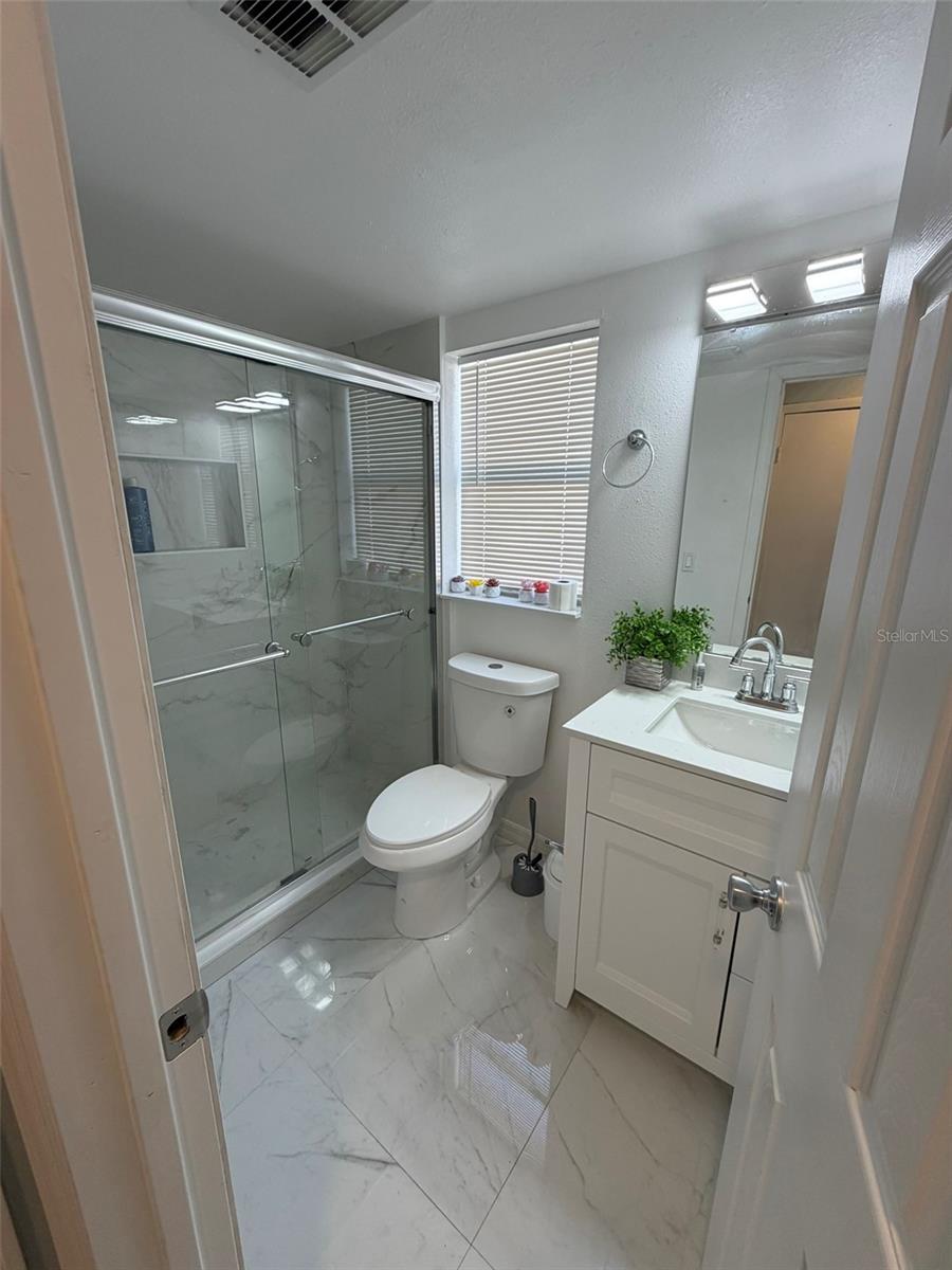 Image 20 of 43 For 911 Maydell Drive