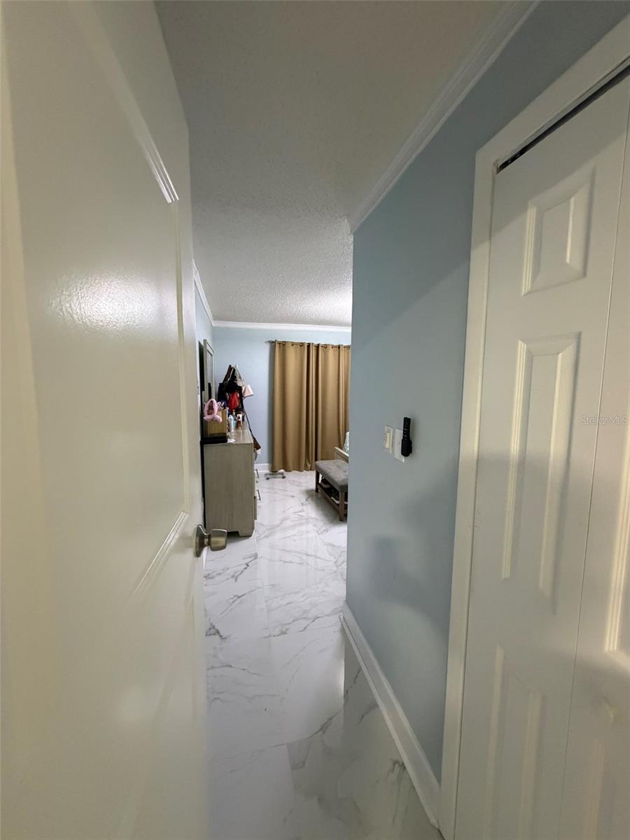 Image 26 of 43 For 911 Maydell Drive