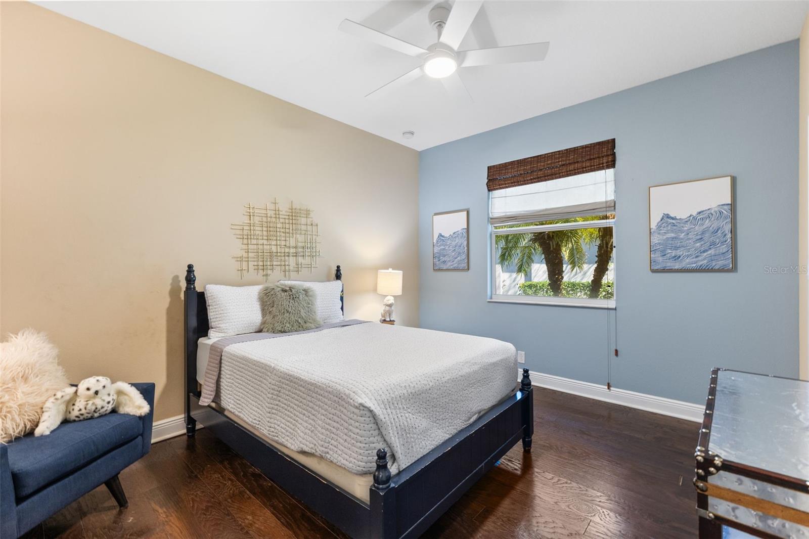 Listing photo id 30 for 10274 Blossom Trail