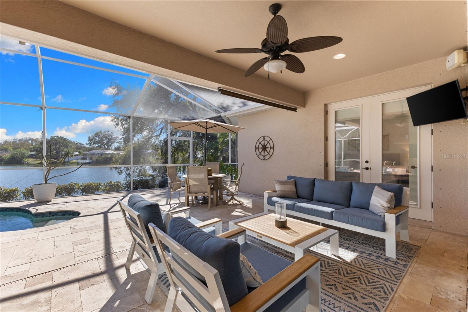 Listing photo id 35 for 10274 Blossom Trail