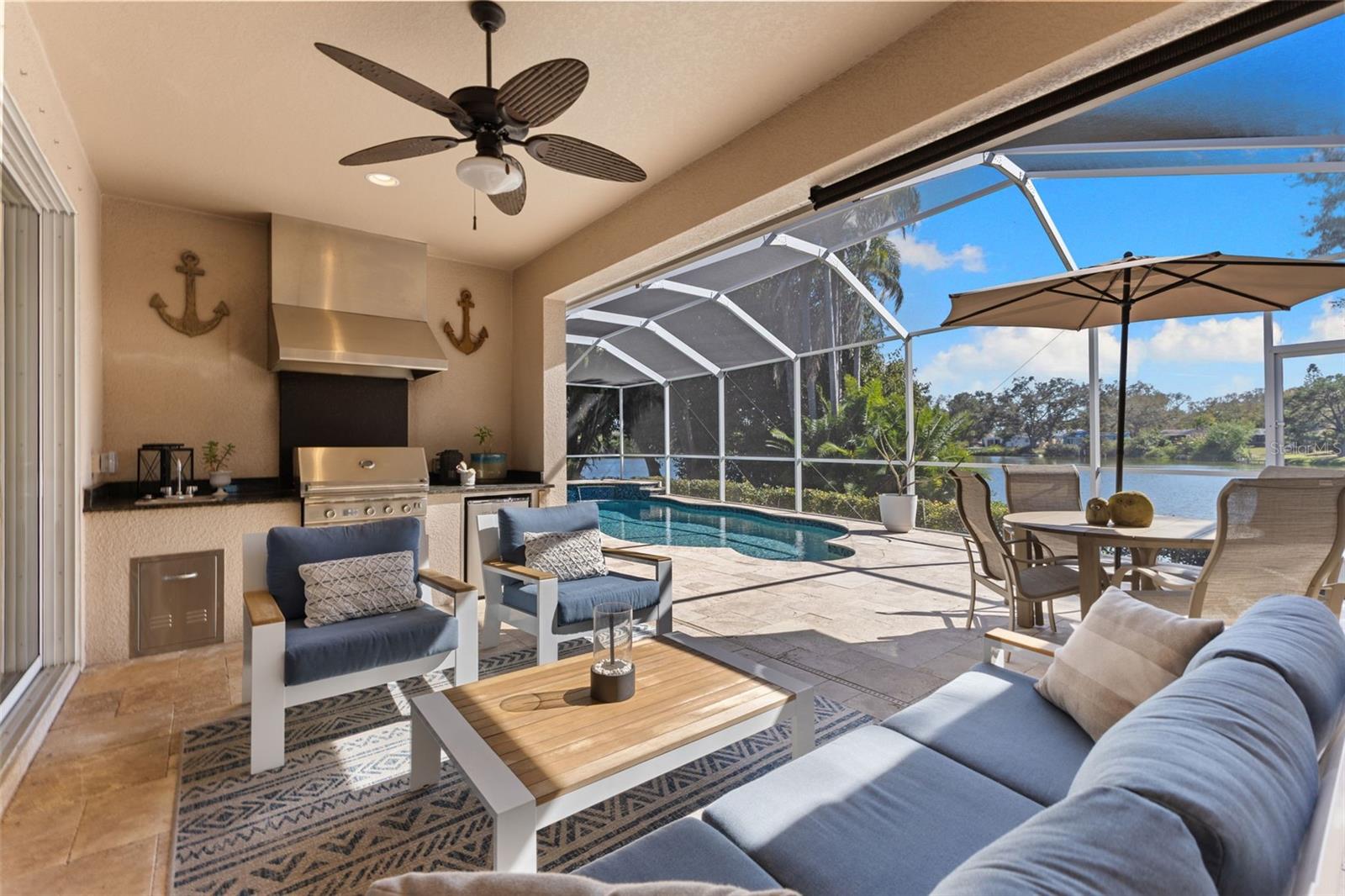 Listing photo id 36 for 10274 Blossom Trail