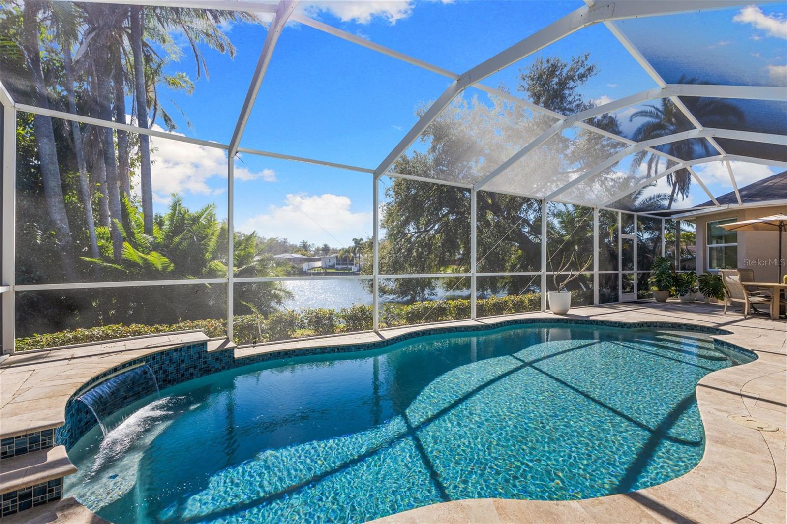 Listing photo id 42 for 10274 Blossom Trail