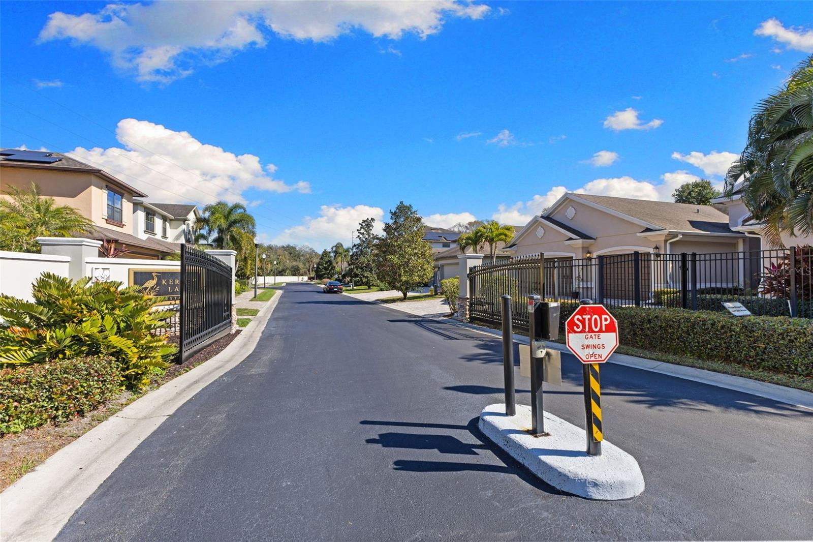 Listing photo id 47 for 10274 Blossom Trail