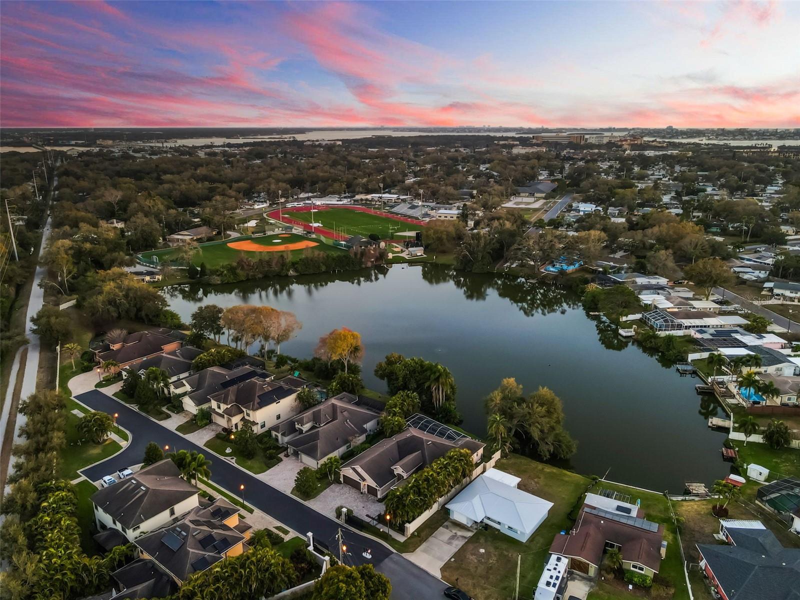 Listing photo id 55 for 10274 Blossom Trail