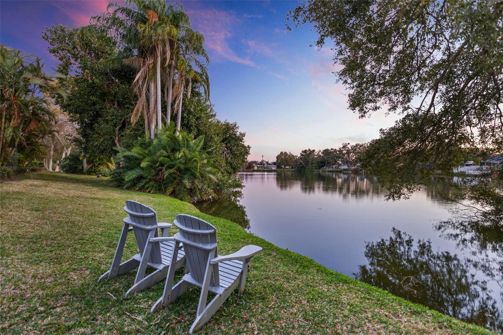 Listing photo id 62 for 10274 Blossom Trail