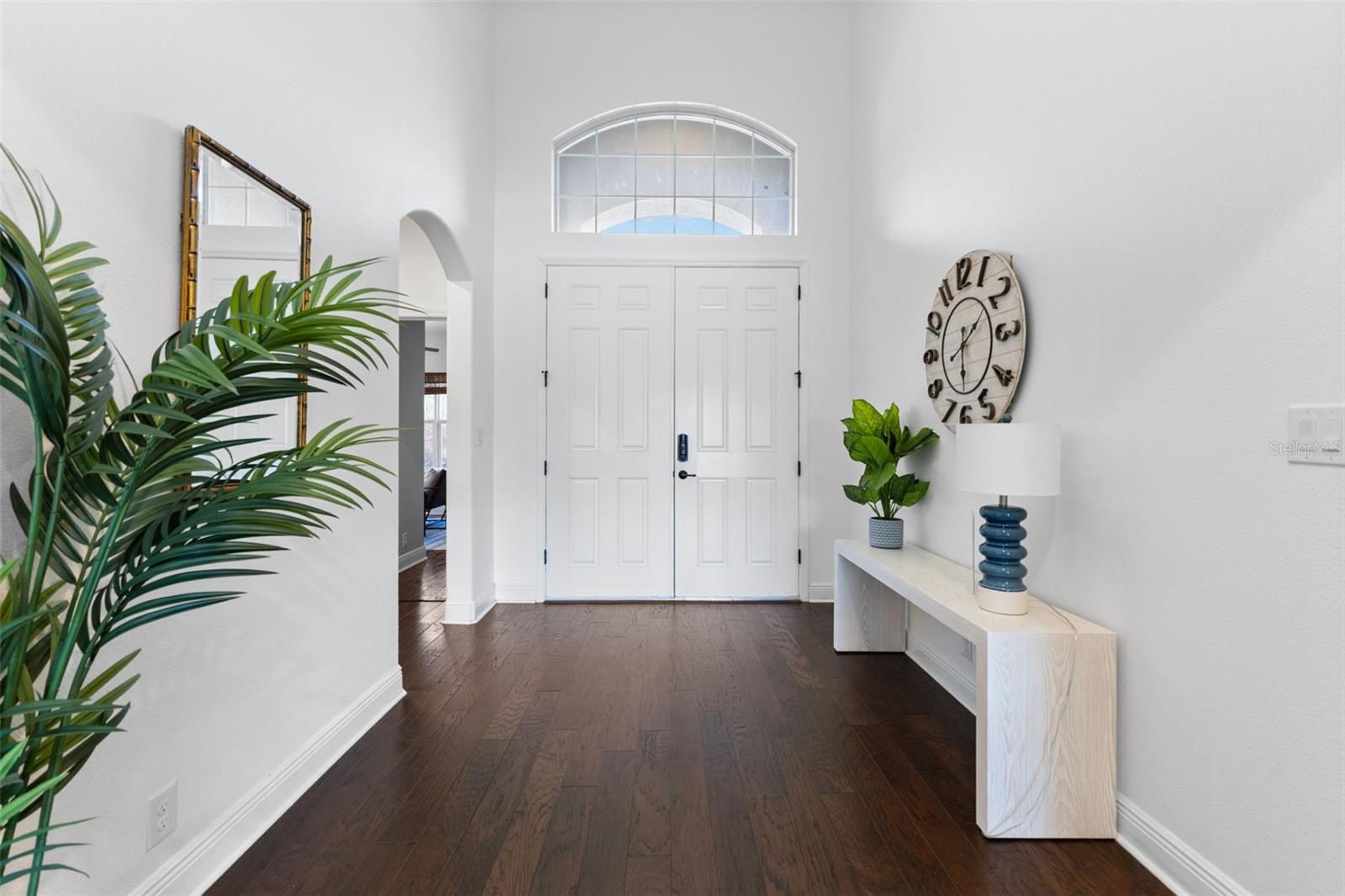 Listing photo id 5 for 10274 Blossom Trail