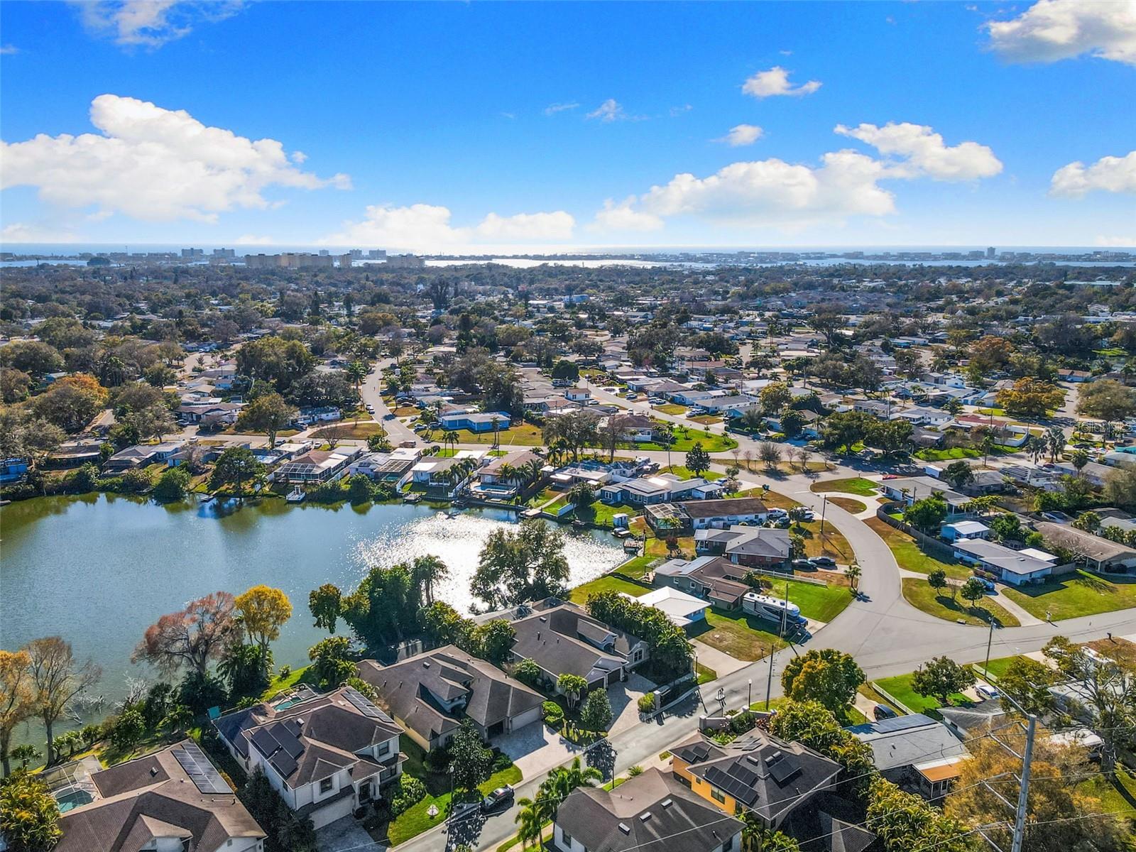 Listing photo id 70 for 10274 Blossom Trail