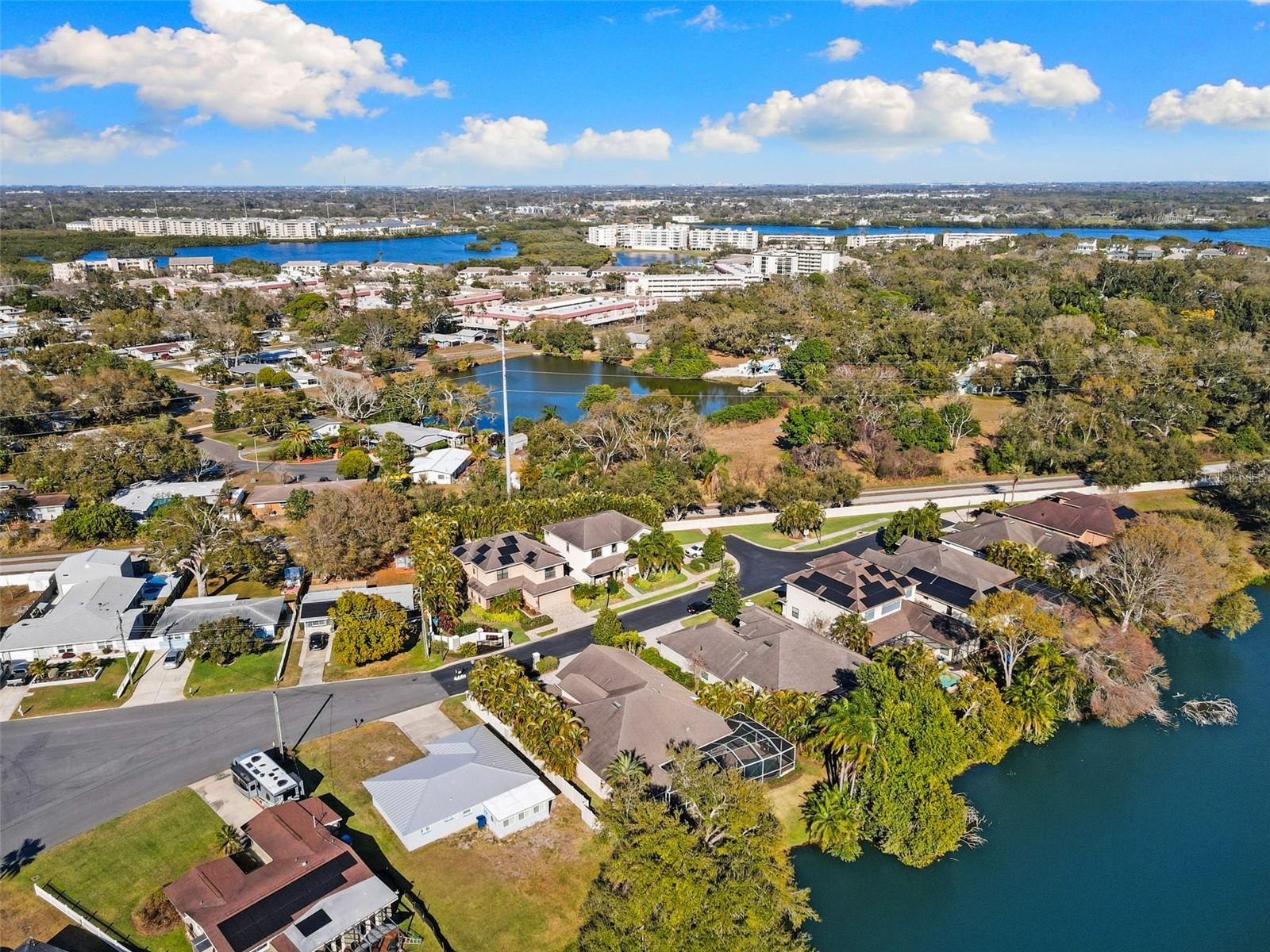 Listing photo id 71 for 10274 Blossom Trail