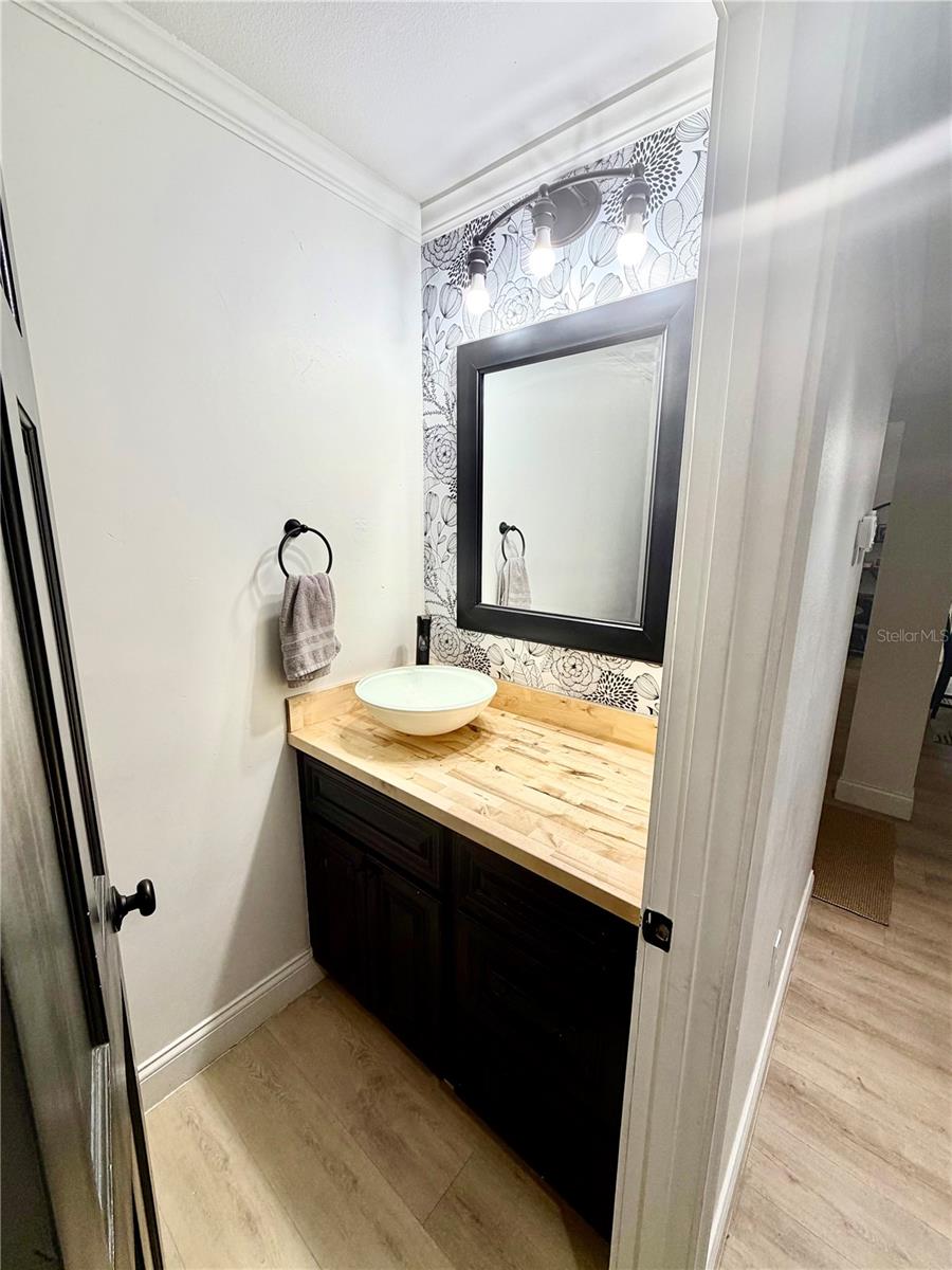 Image 10 of 36 For 6037 Cricket Drive