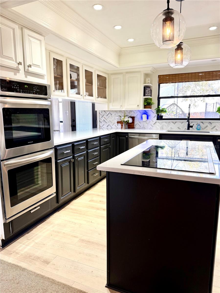 Image 12 of 36 For 6037 Cricket Drive