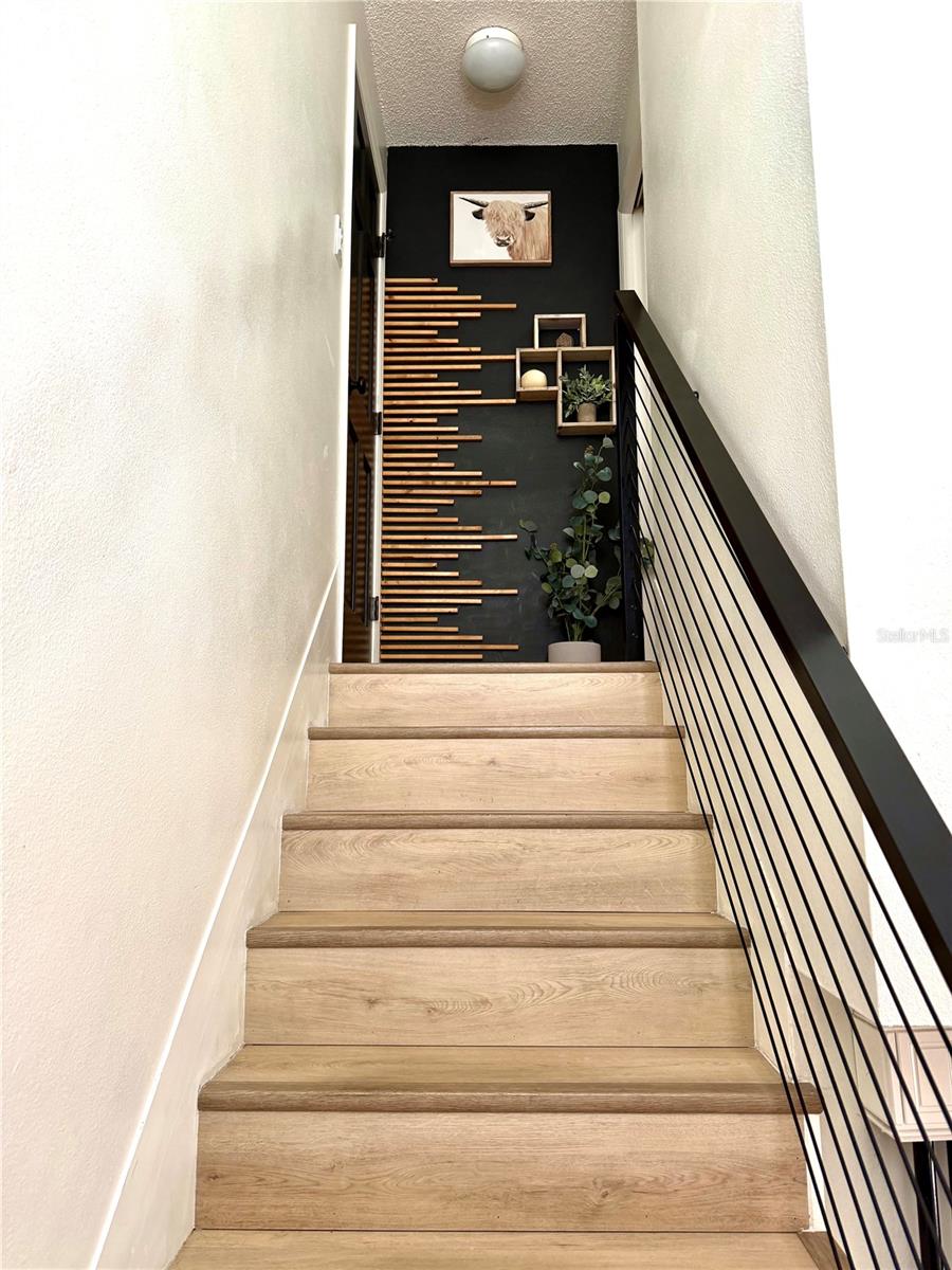 Image 17 of 36 For 6037 Cricket Drive