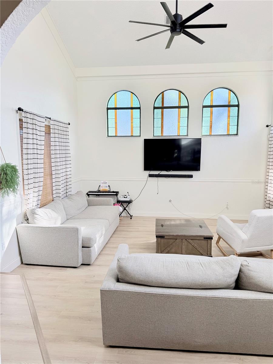 Image 8 of 36 For 6037 Cricket Drive