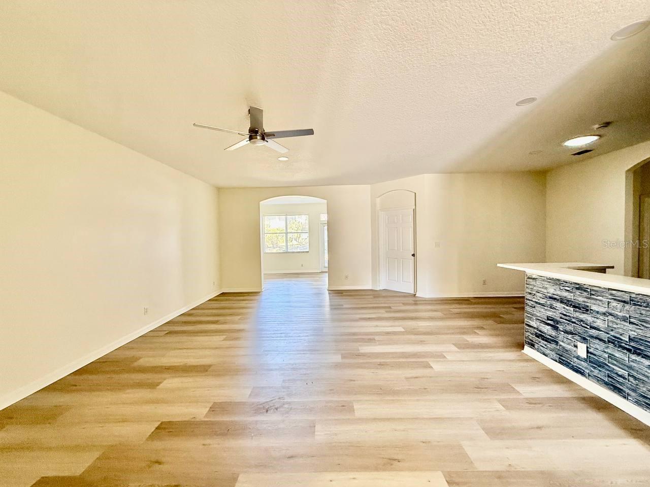 Image 7 of 31 For 8530 Alexandra Arbor Lane